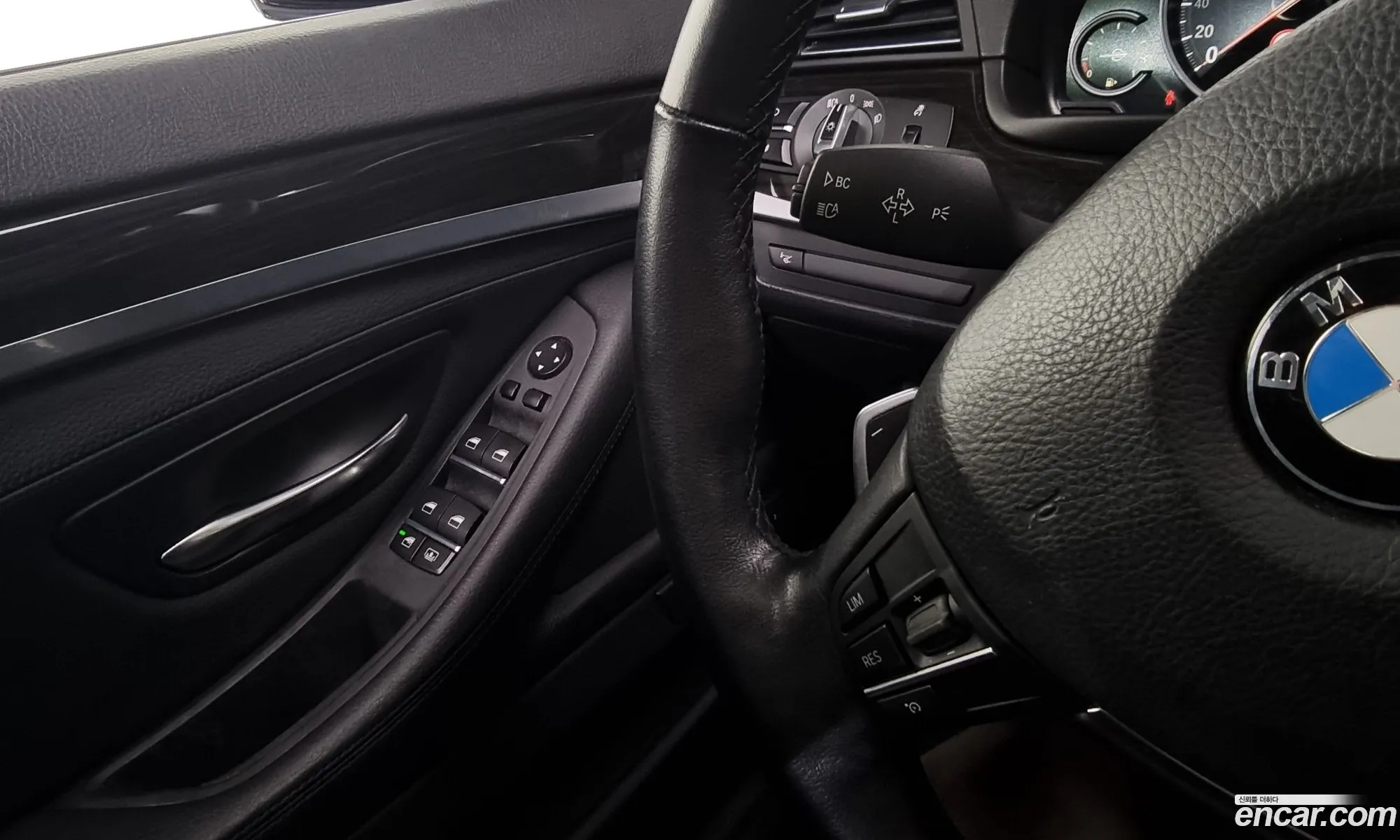 5 Series F10 528I xDrive Luxury - фотография 2088927