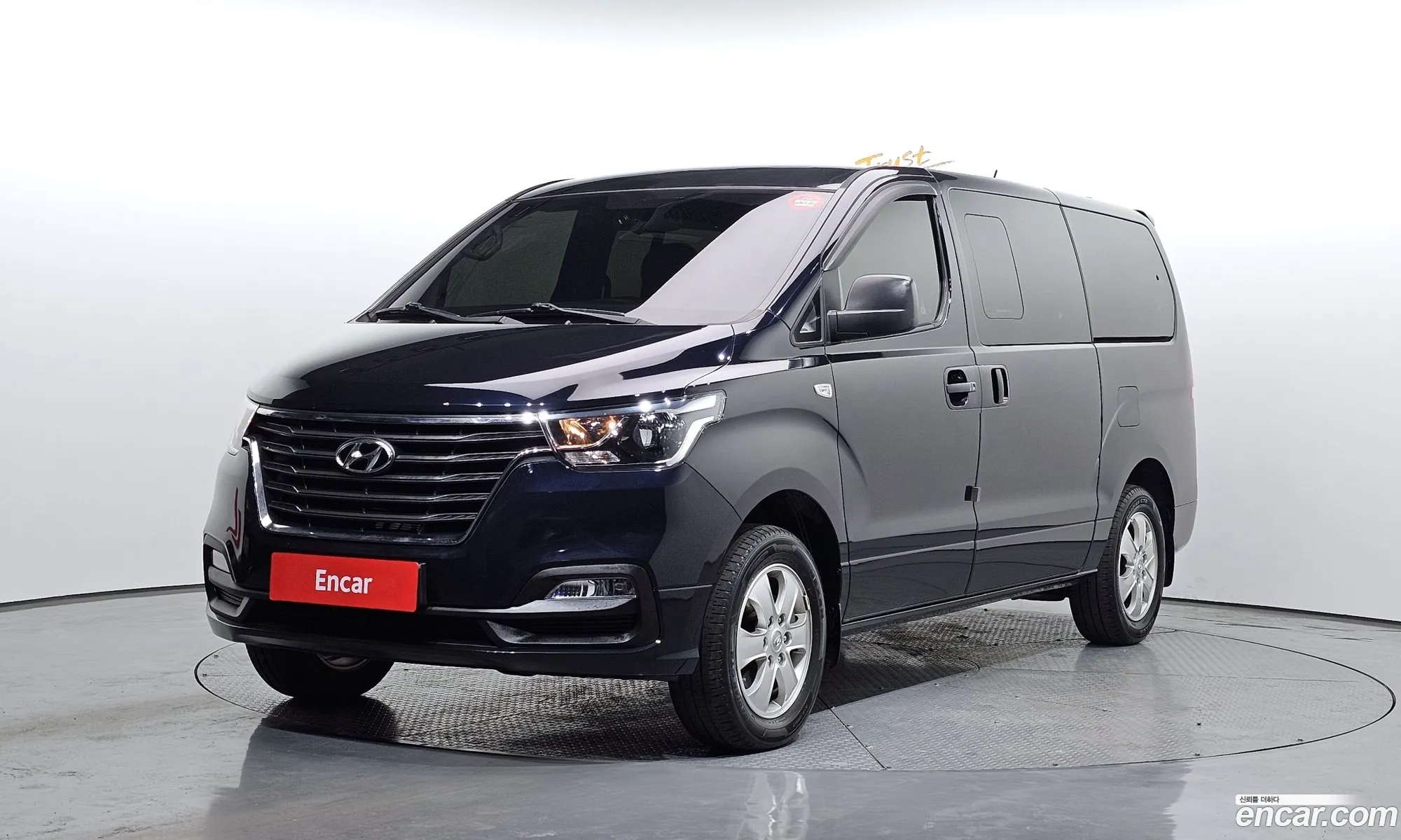 Hyundai Starex 4Wd Wagon 11-Seater 2020 - фотография 14390082