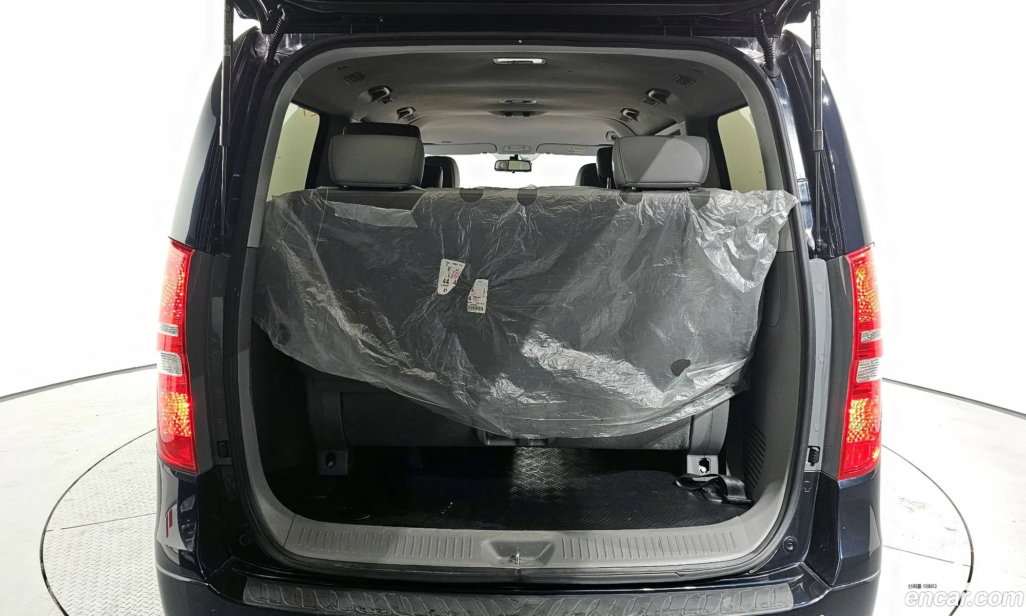 Hyundai Starex 4Wd Wagon 11-Seater 2020 - фотография 14390083