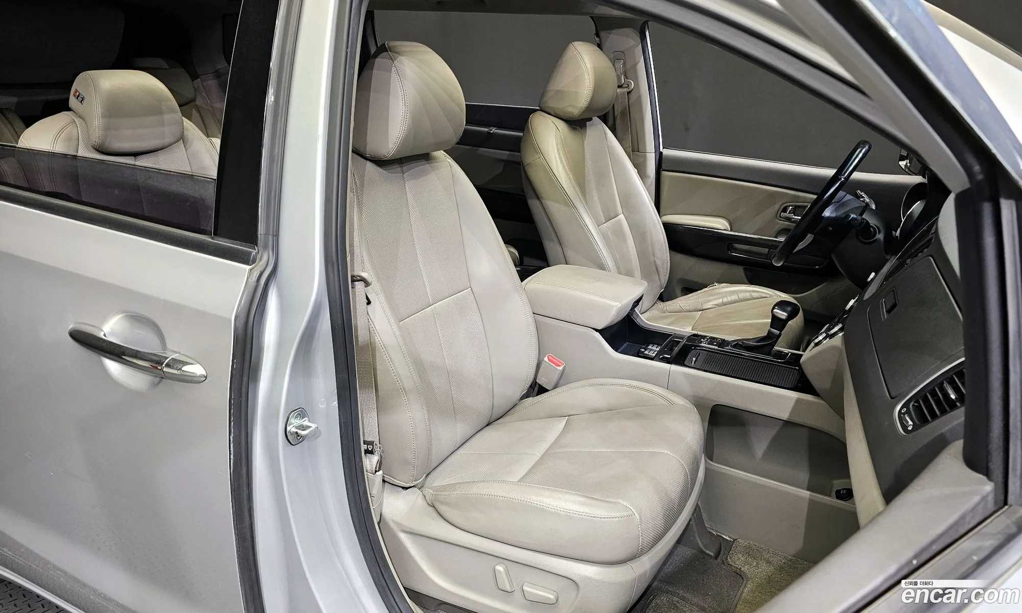 All New Carnival 9 -Seater Noblesse - фотография 11917250
