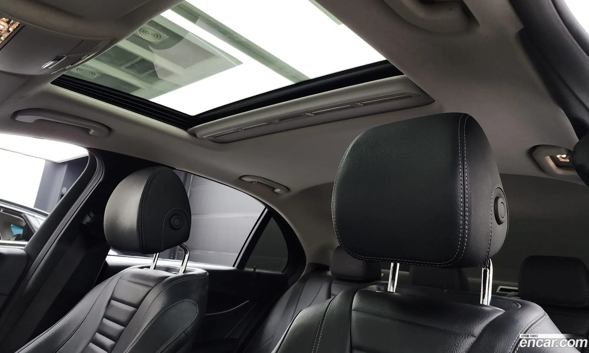 E-Class W213 E220D 4Matic Avant-Garde - фотография 11813190