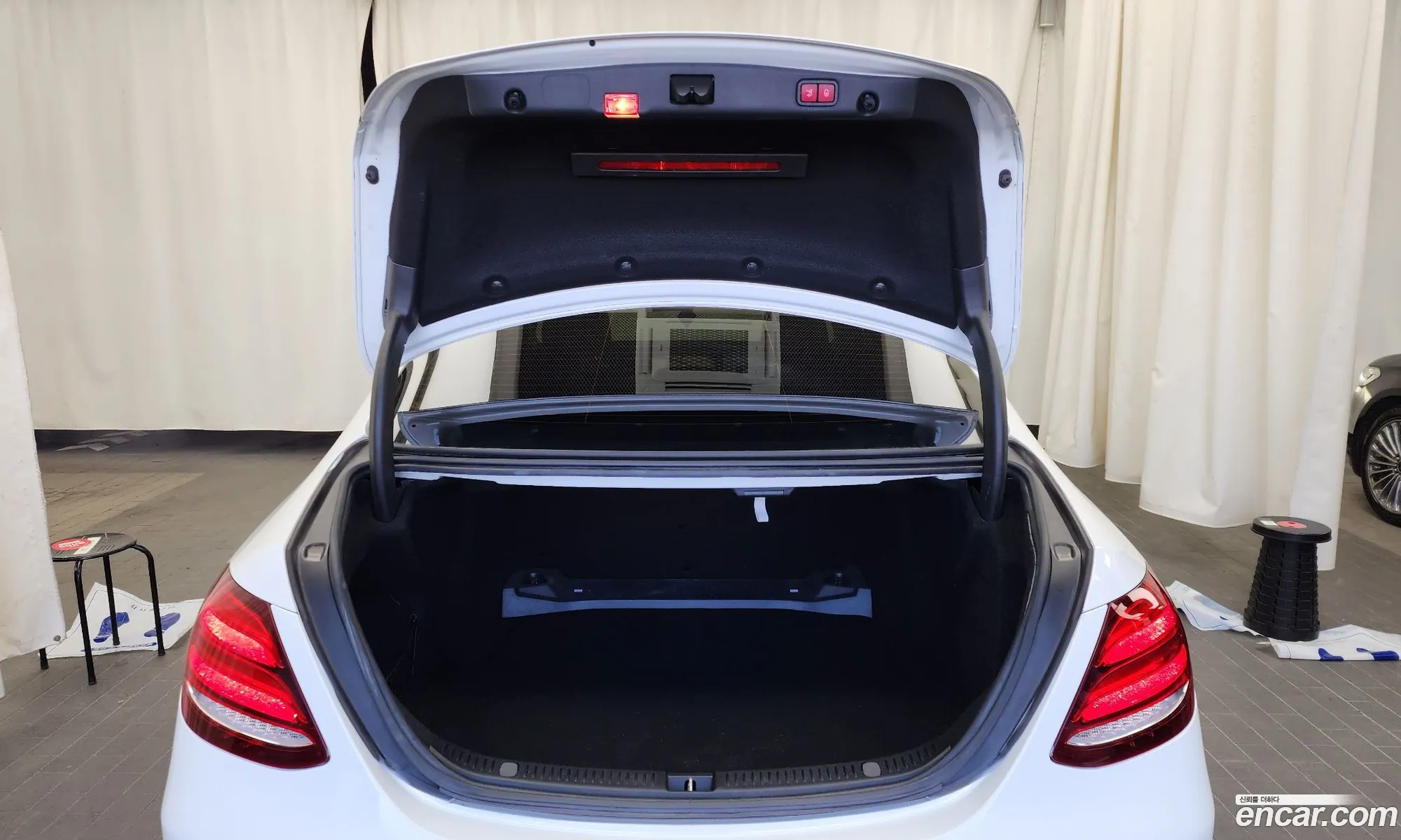 E-Class W213 E220D 4Matic Avant-Garde - фотография 11813188