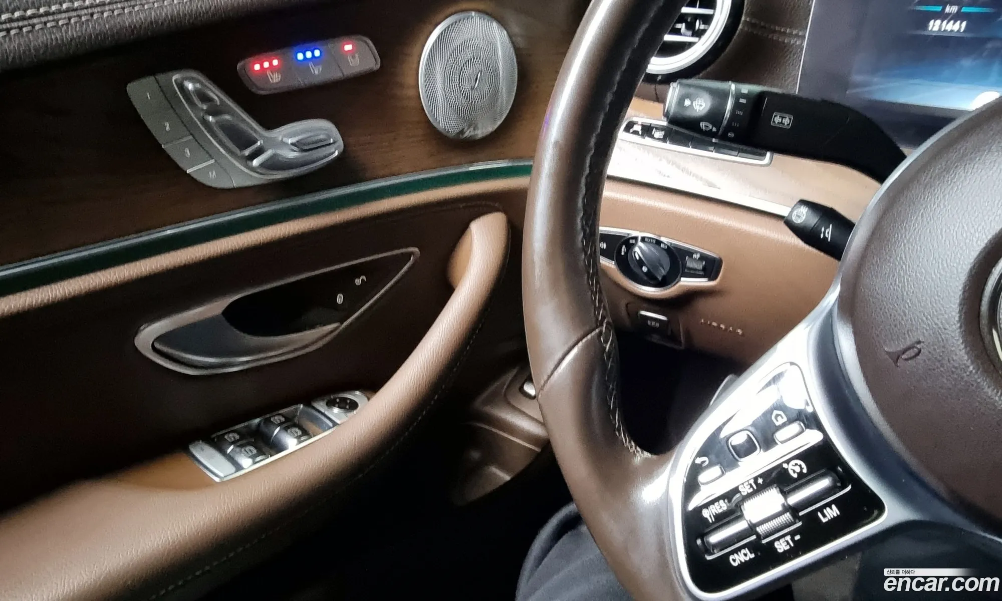 E-Class W213 E300E Exclusive - фотография 11853452