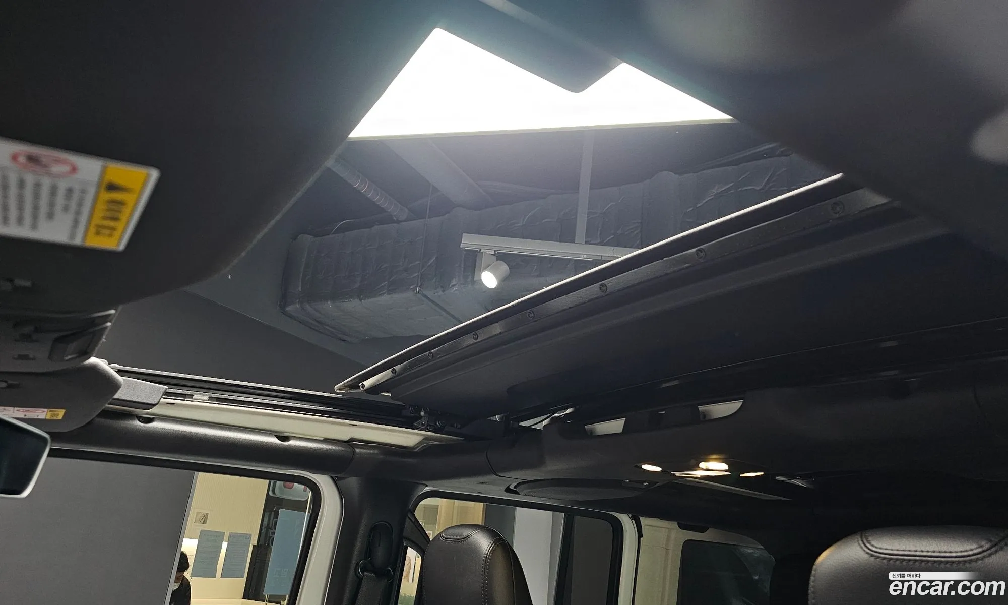 Wrangler Jl 20 Rubicon Power Top 4 Door - фотография 3703158