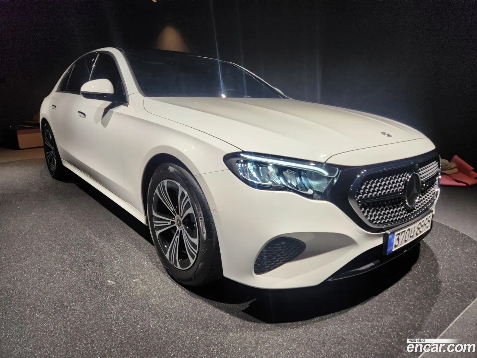 E-Class W214 E200 Avant-Garde - фотография 11376733