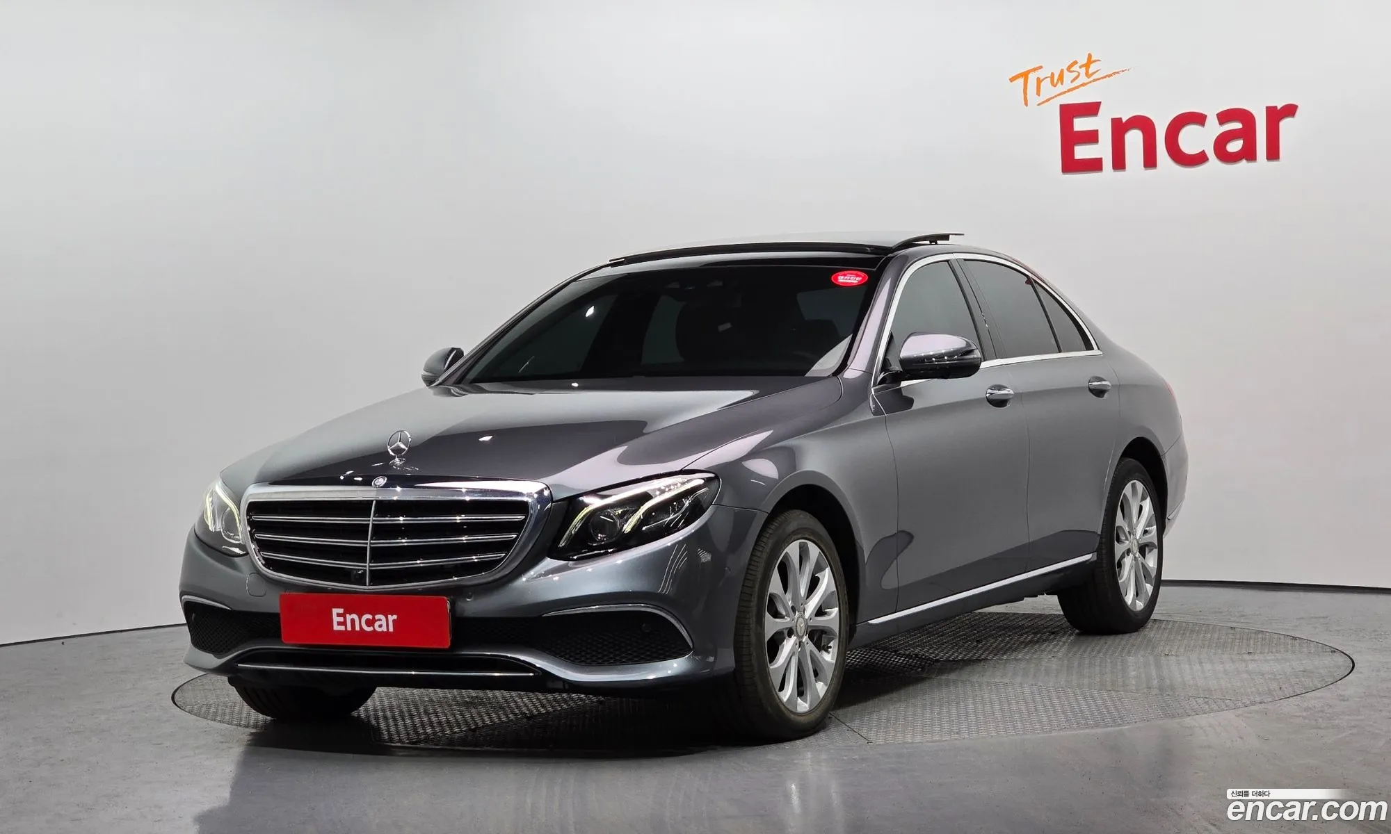 E-Class W213 E300 4Matic Exclusive - фотография 11814653