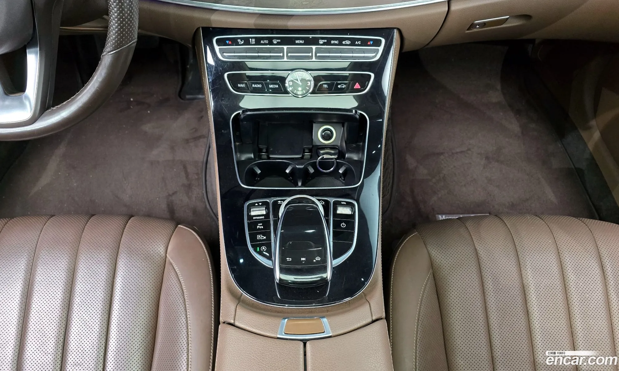 E-Class W213 E300 4Matic Exclusive - фотография 11814657