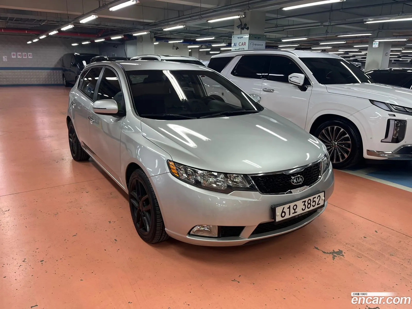 Forte Hatchback 16 Gdi Luxury - фотография 12040570