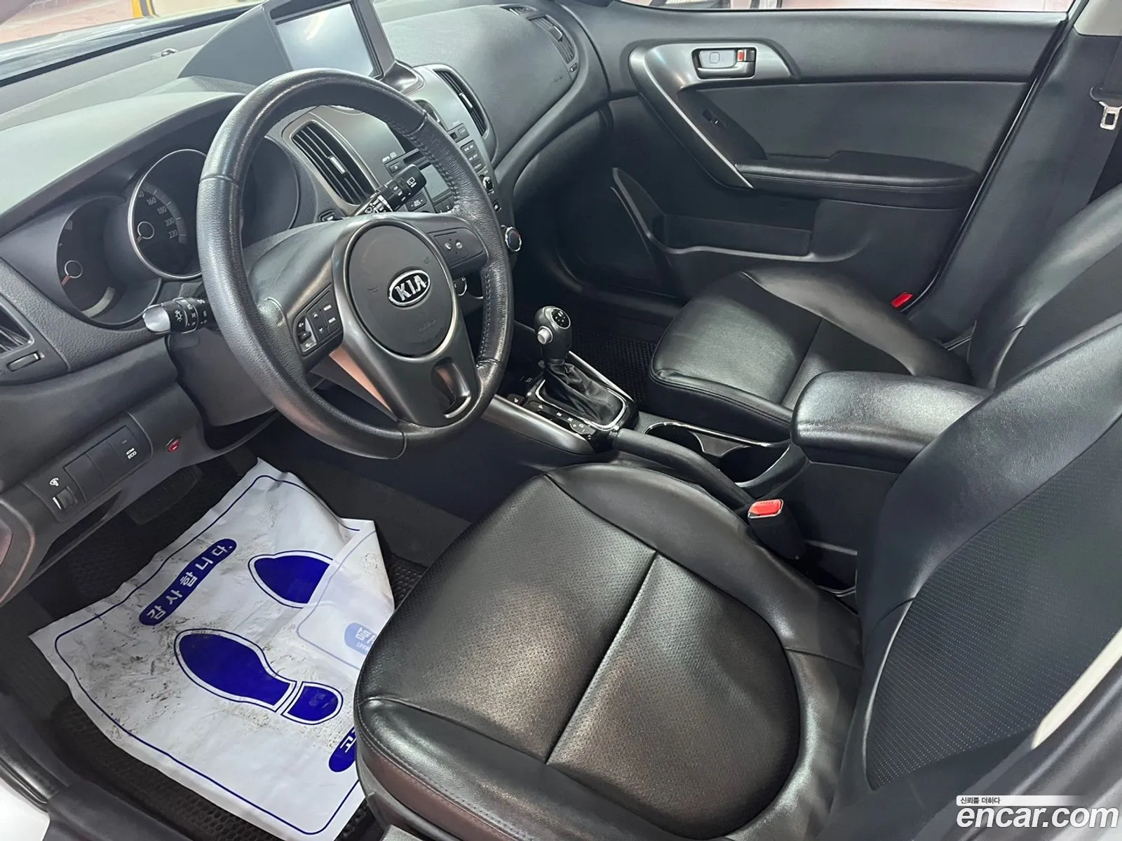 Forte Hatchback 16 Gdi Luxury - фотография 12040574