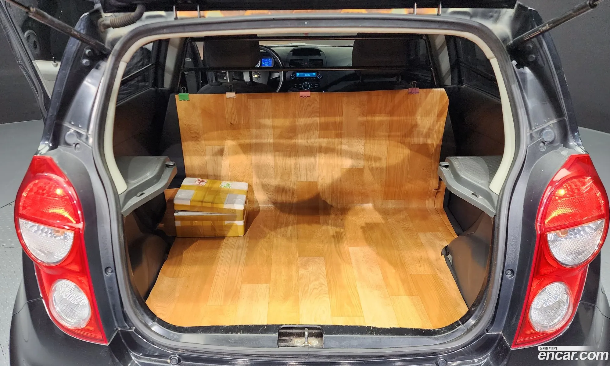 Spark Van - фотография 15732313