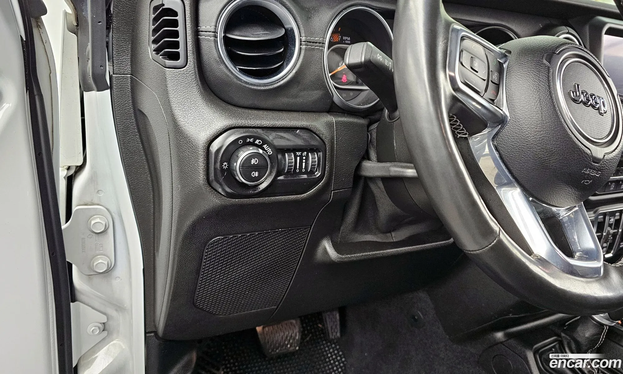 Wrangler Jl 20 Overland 4 Doors 80Th Anniversary Edition - фотография 3738499