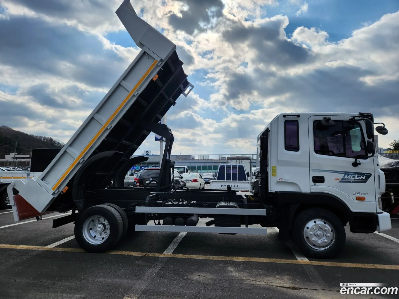 Korex Auto Trade - фотография 12943695
