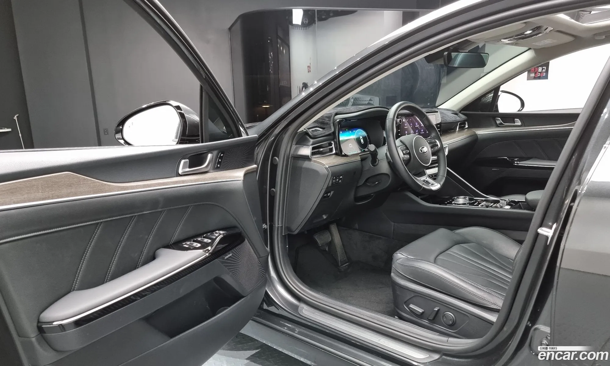 Korex Auto Trade - фотография 11483620