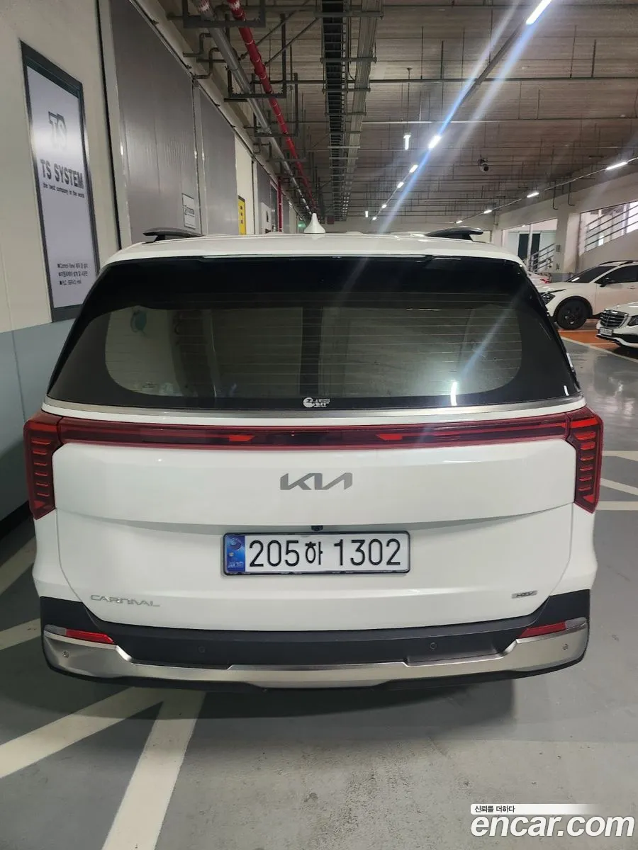 The New Carnival 4Th Generation Hev 9 -Seater Noblesse - фотография 170017