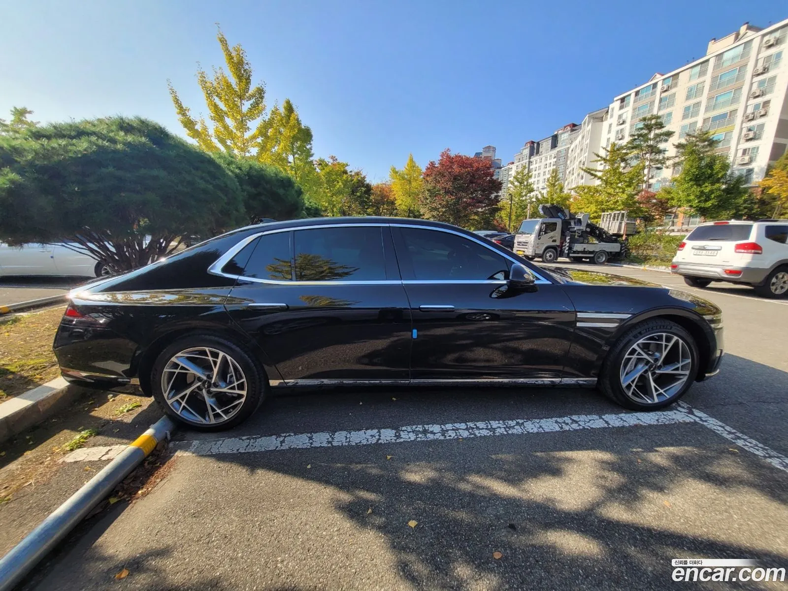 G90 33 T Awd Premium Luxury - фотография 12434411