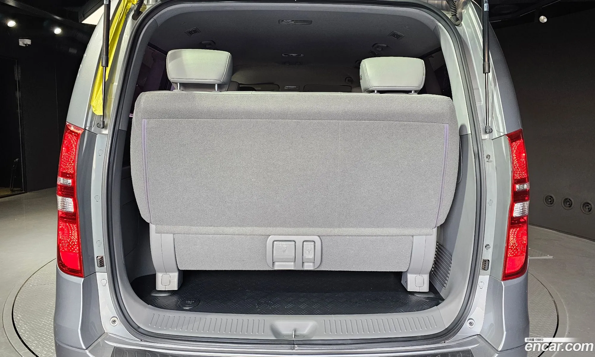 Grand Starex 12 -Seater Wagon Smart - фотография 1276995