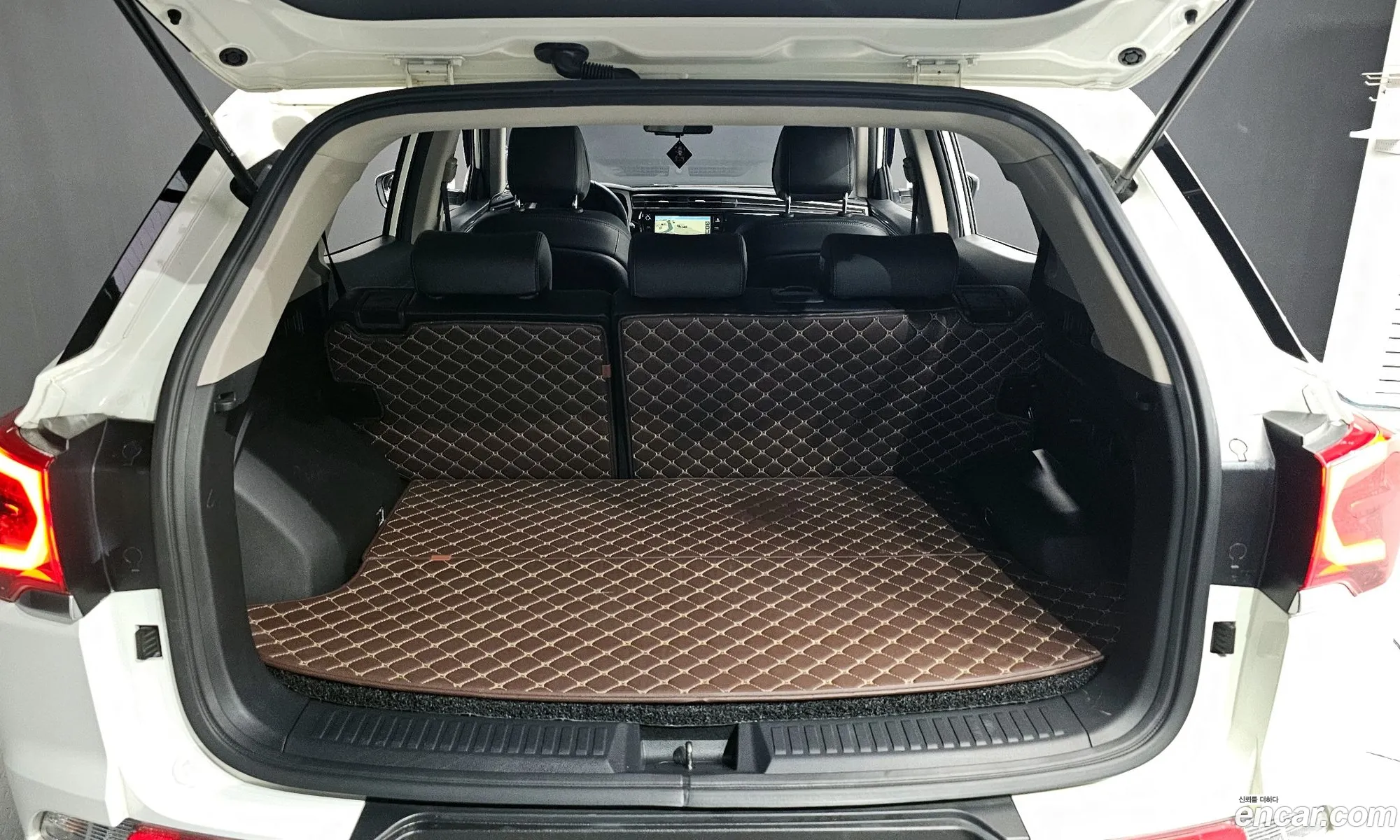 Beauty Pool Korando Gasoline 15 2Wd C5 Prime - фотография 16834489