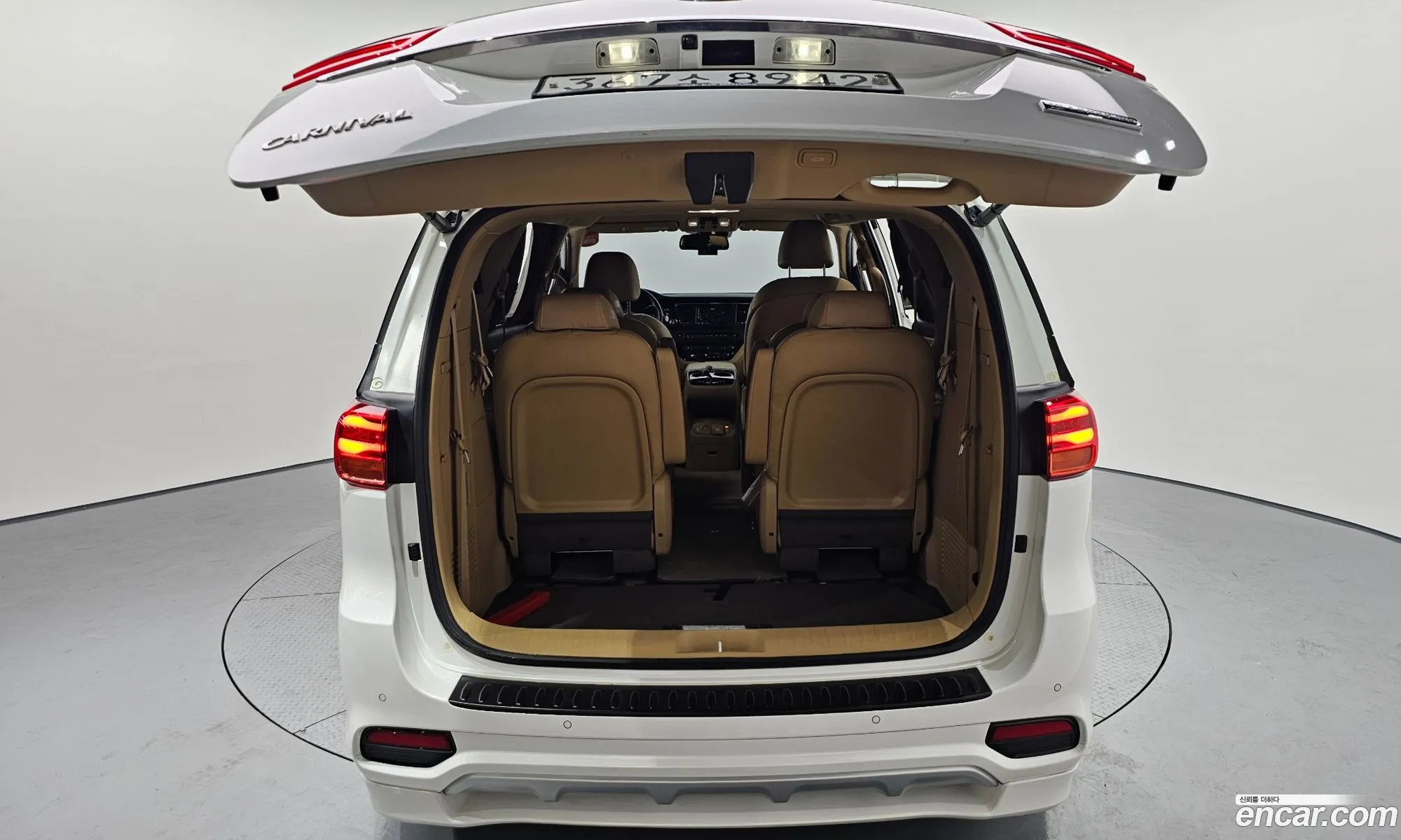The New Carnival Gasoline 9 -Seater High Rimmujin Noblesse Special - фотография 56571