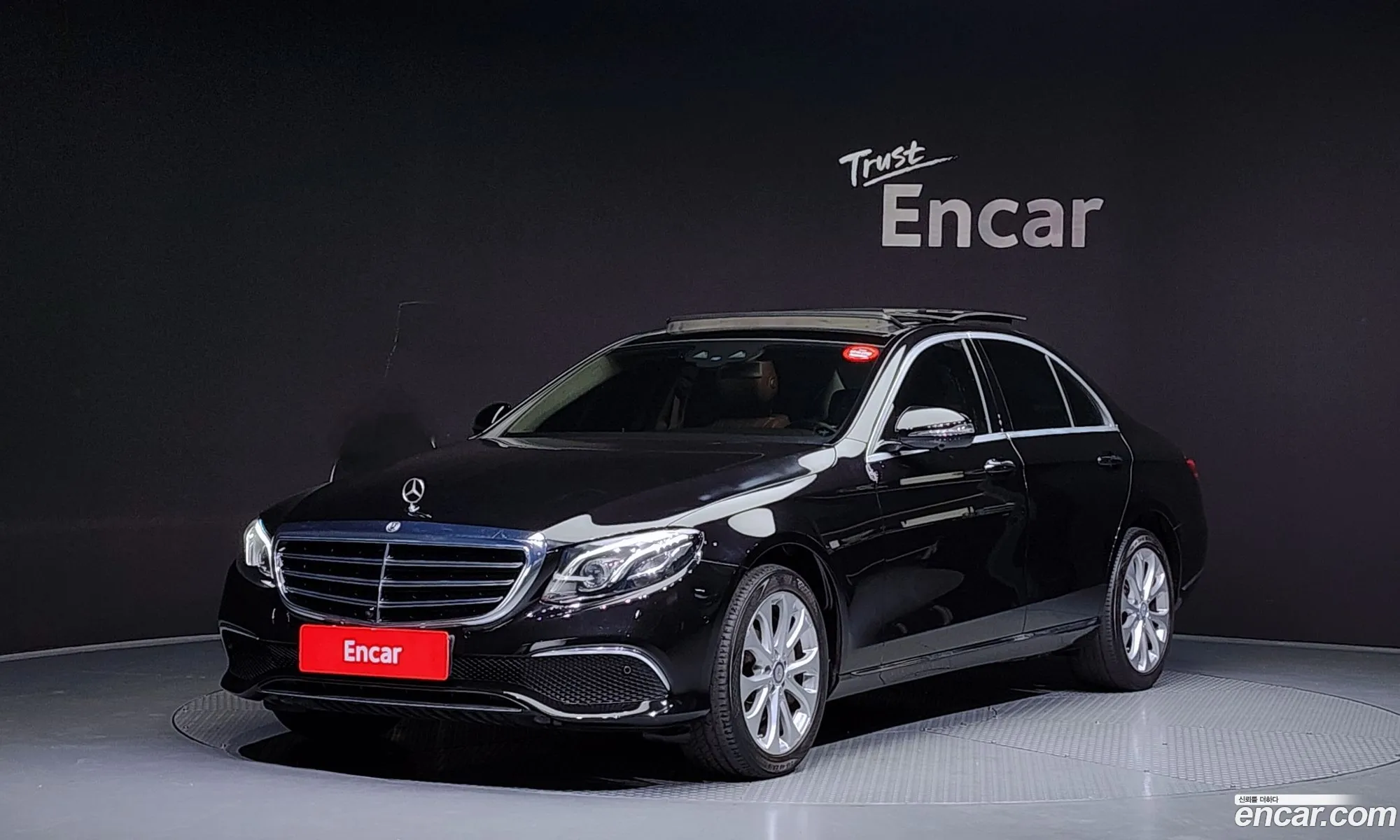 E-Class W213E300 Exclusive - фотография 11950245