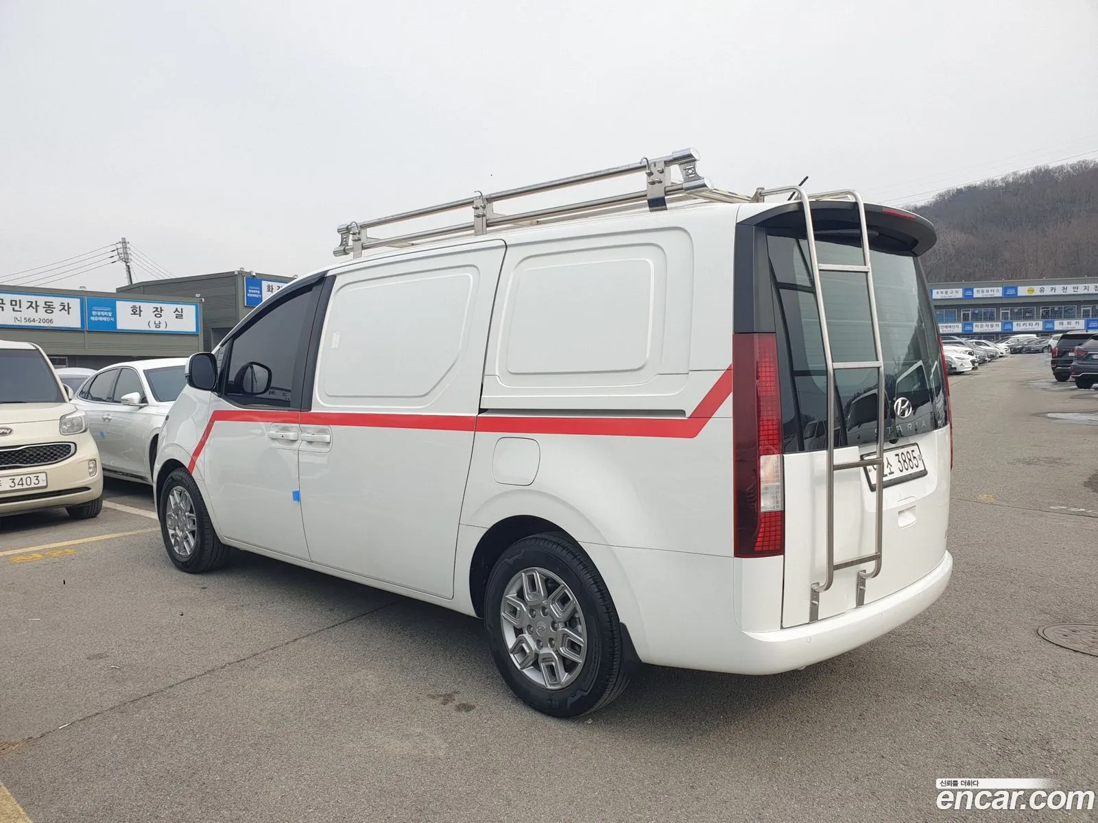 Hyundai Staria Staria Cargo 3-Seater 2021 - фотография 1146747