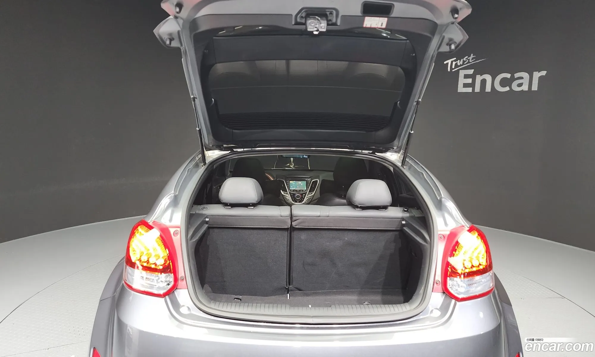 Hyundai Veloster Extreme 2012 - фотография 957209