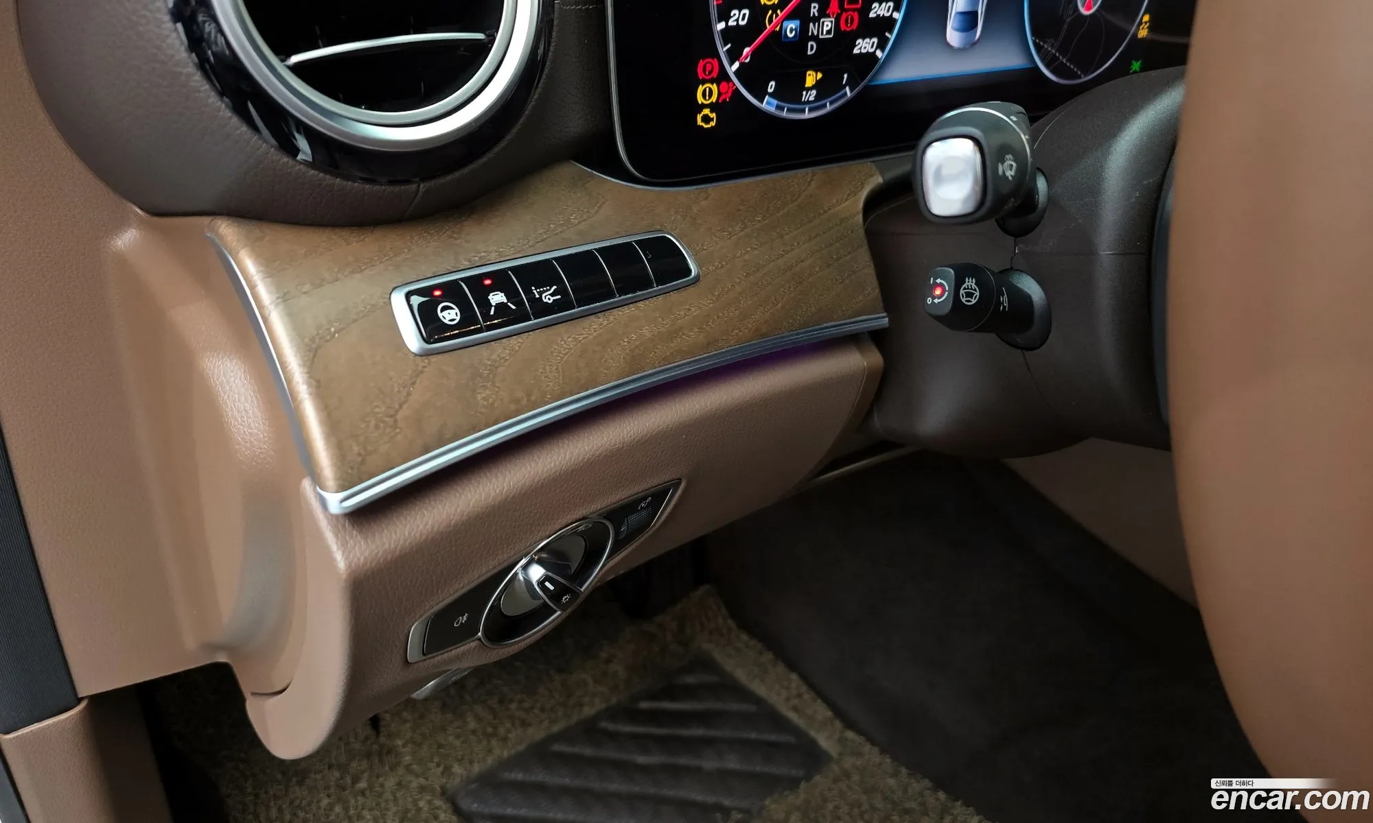 E-Class W213E300 4Matic Exclusive - фотография 11472740