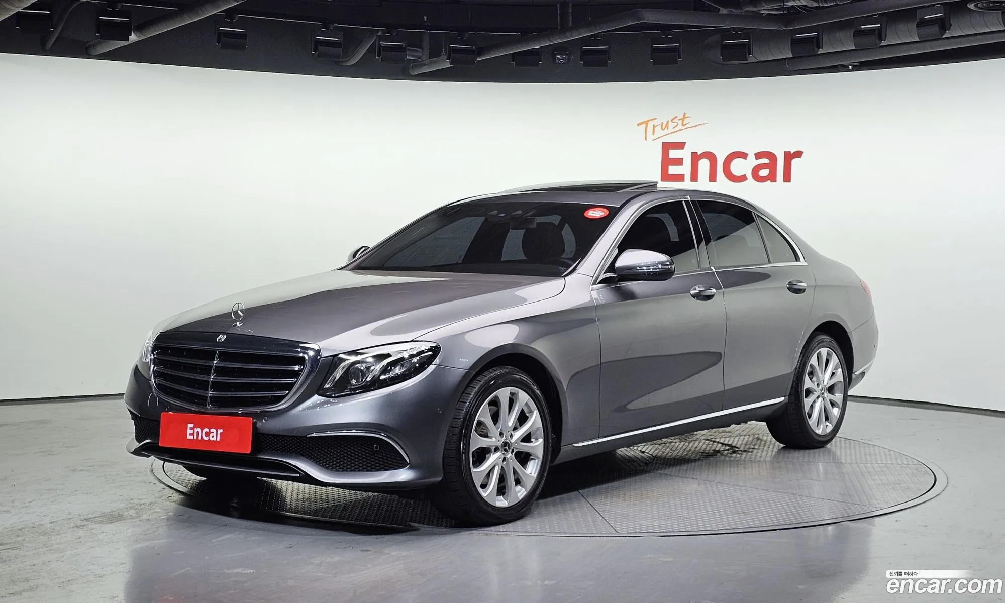 E-Class W213E220D 4Matic Exclusive - фотография 7629769