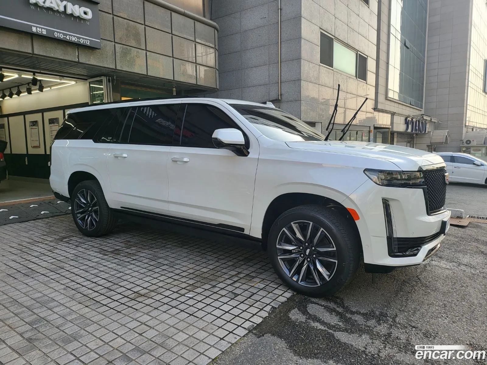 Escalade 5Th Generation 62 Esv Esv Sports Platinum - фотография 3522454