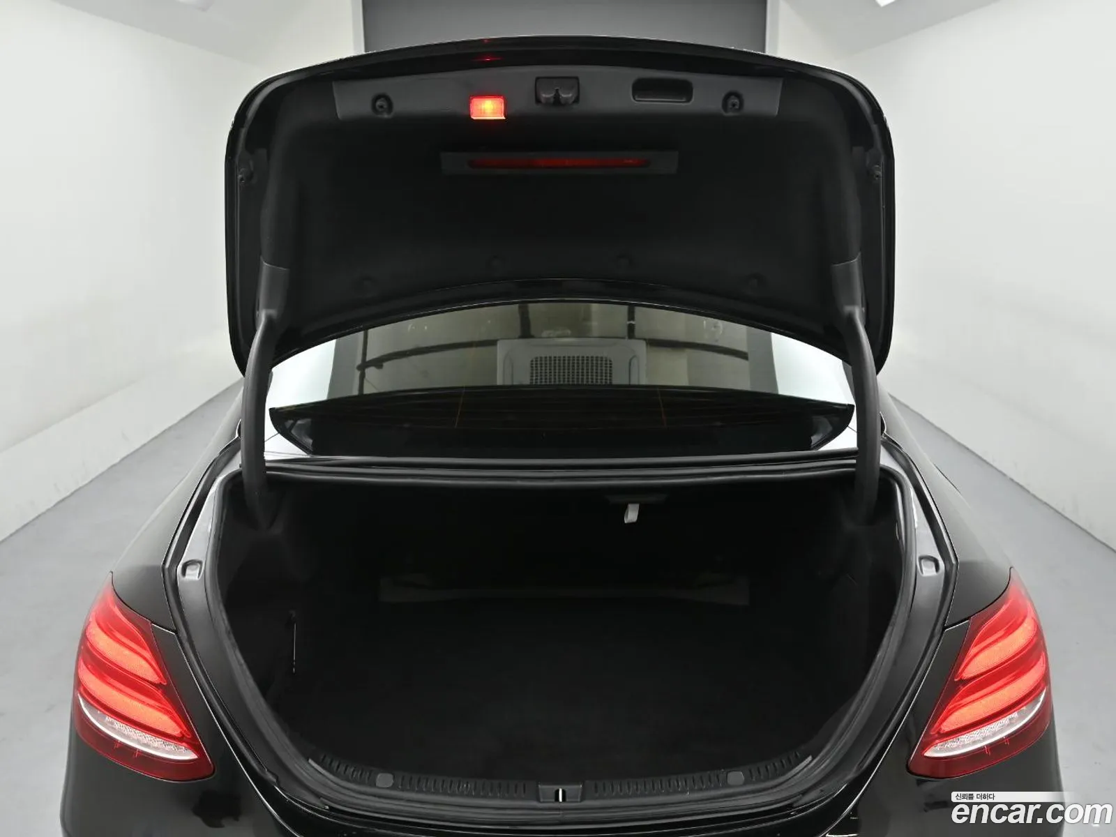 E-Class W213E220D Avant-Garde - фотография 7574423