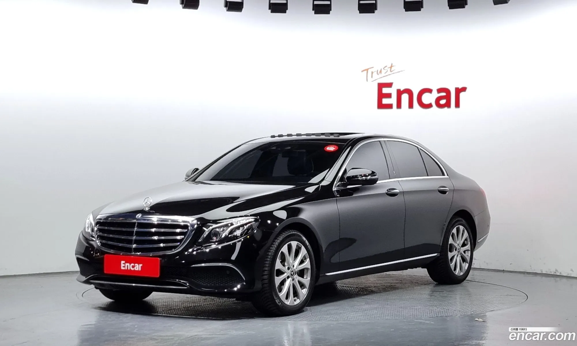 E-Class W213E220D 4Matic Exclusive - фотография 7537519
