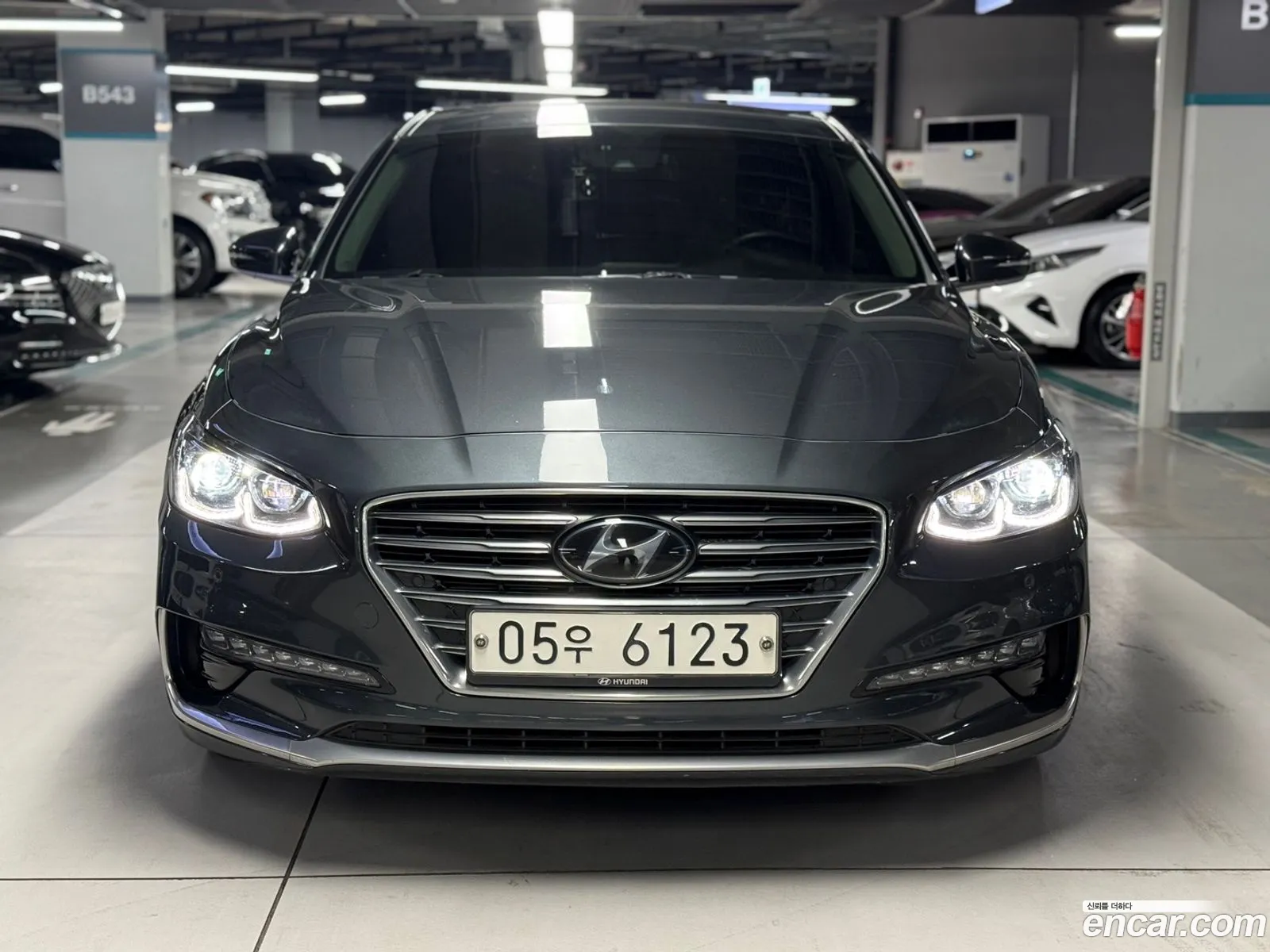 Hyundai Grandeur Exclusive 2018 - фотография 645991