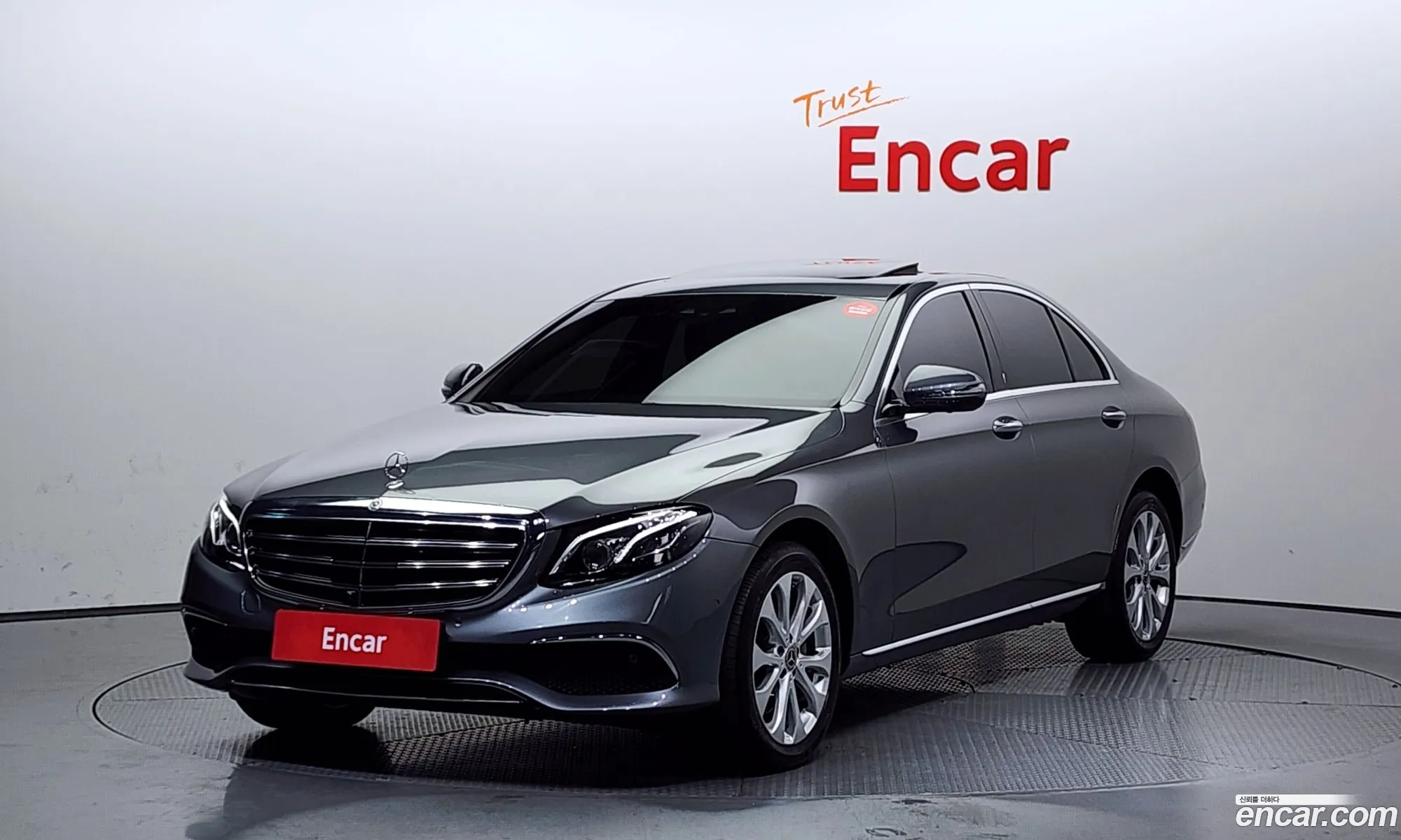 E-Class W213E300 4Matic Exclusive - фотография 7370321