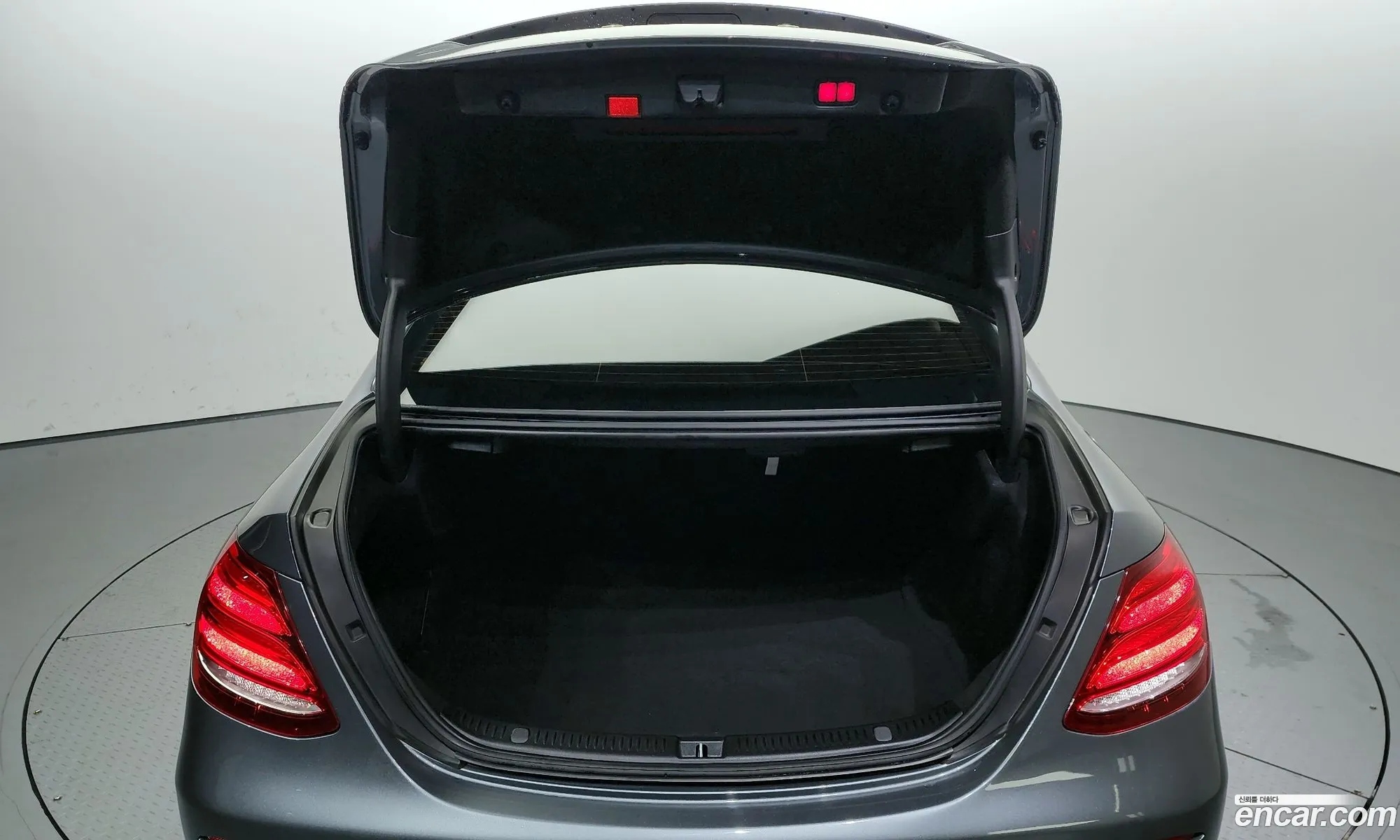 E-Class W213E300 4Matic Exclusive - фотография 7370322