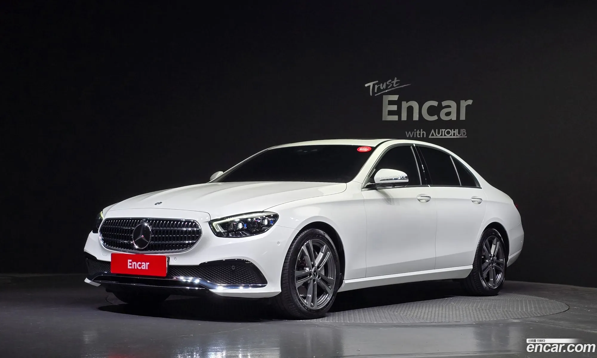 E-Class W213E350 4Matic Avant-Garde - фотография 7360435