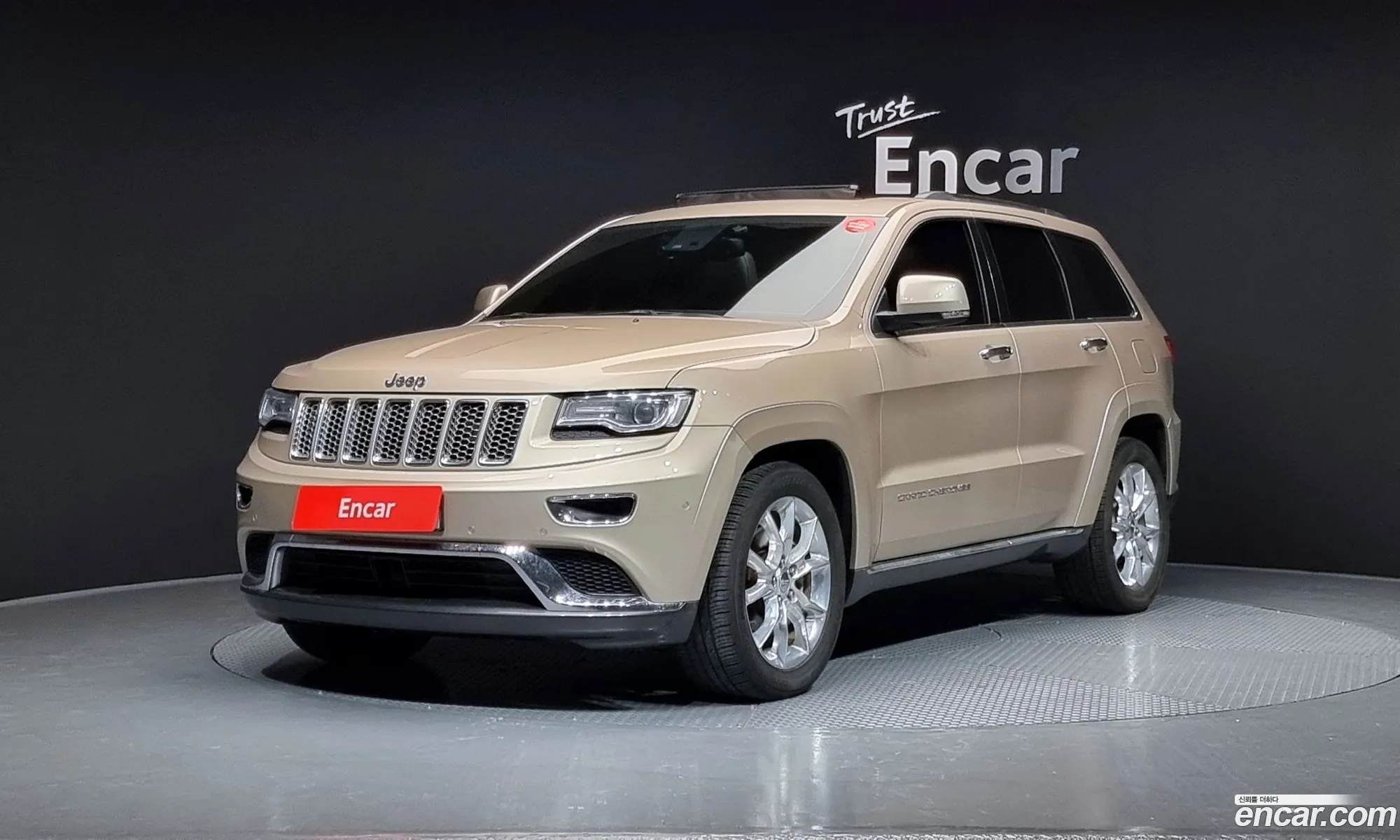 Grand Cherokee 30 Diesel Overland Summit Wk2 - фотография 3510706