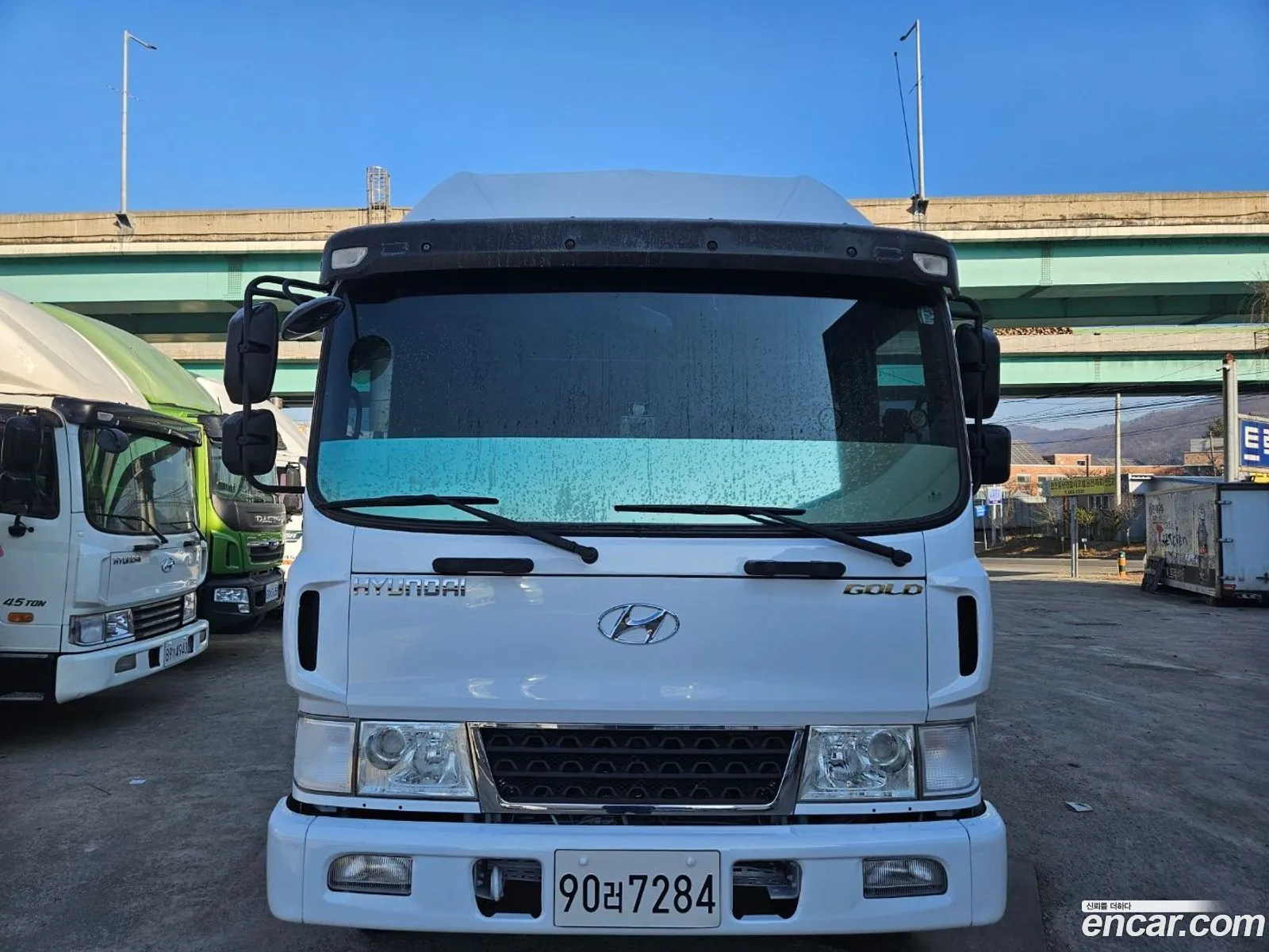 Mega Truck Cargo Cargo Truck 45 Ton Gold - фотография 4850069