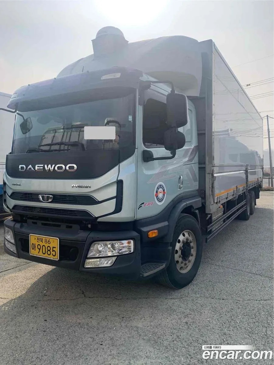 Prima Medium Truck Wing Body 9 Ton Royal - фотография 3511901