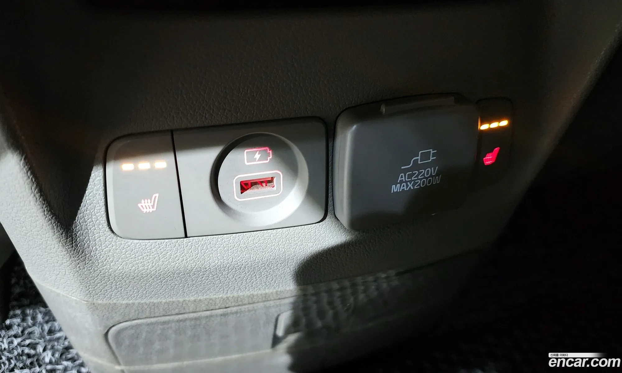 Kia Carnival 9-Seater Noblesse Special 2018 - фотография 11317015