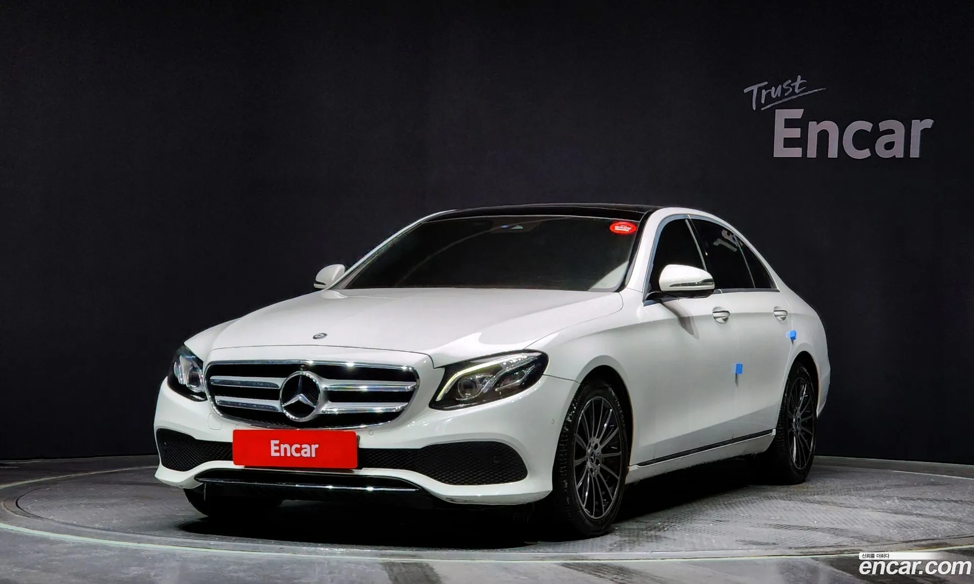 E-Class W213E300 4Matic Avant-Garde - фотография 5668695