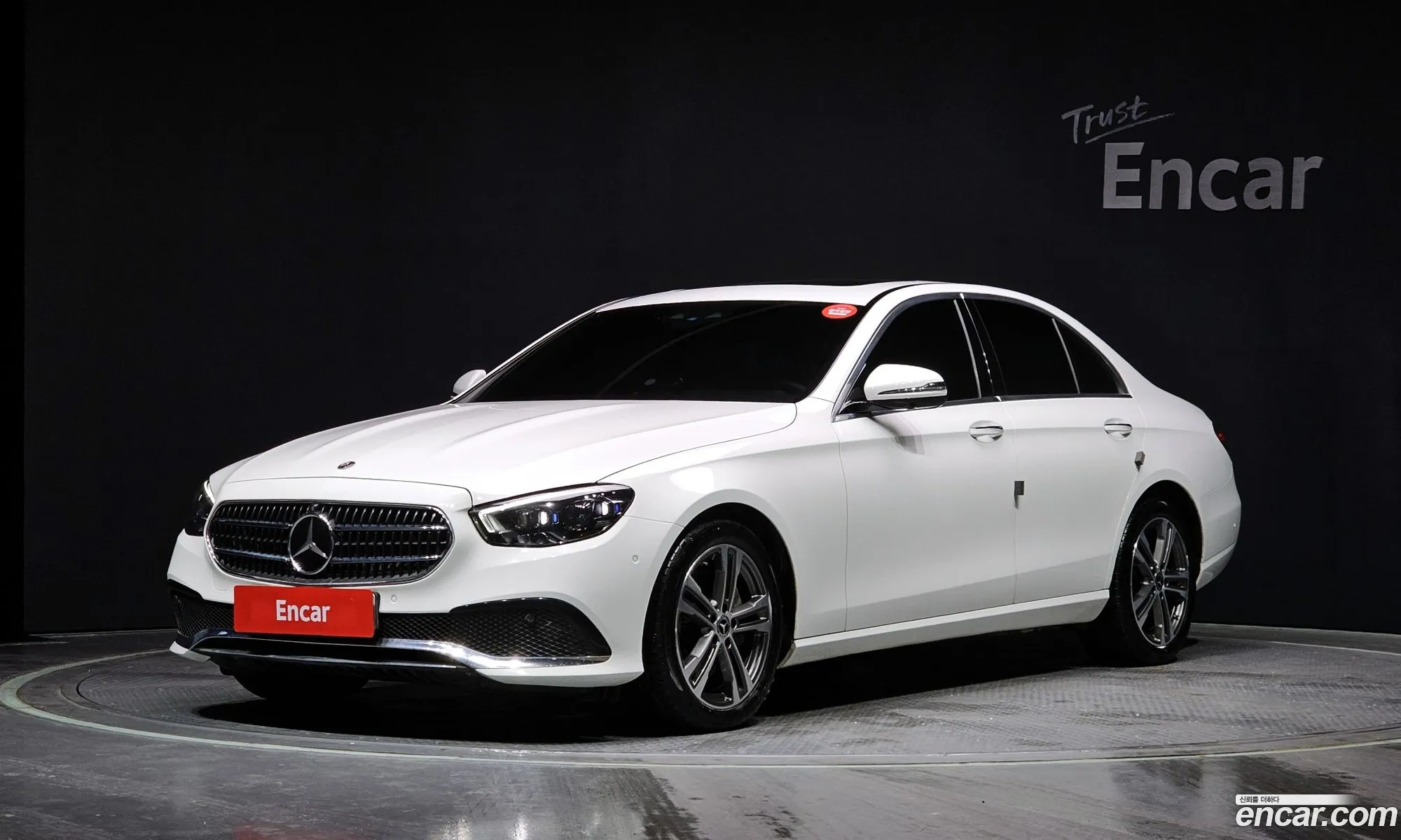 E-Class W213E350 4Matic Avant-Garde - фотография 5534706