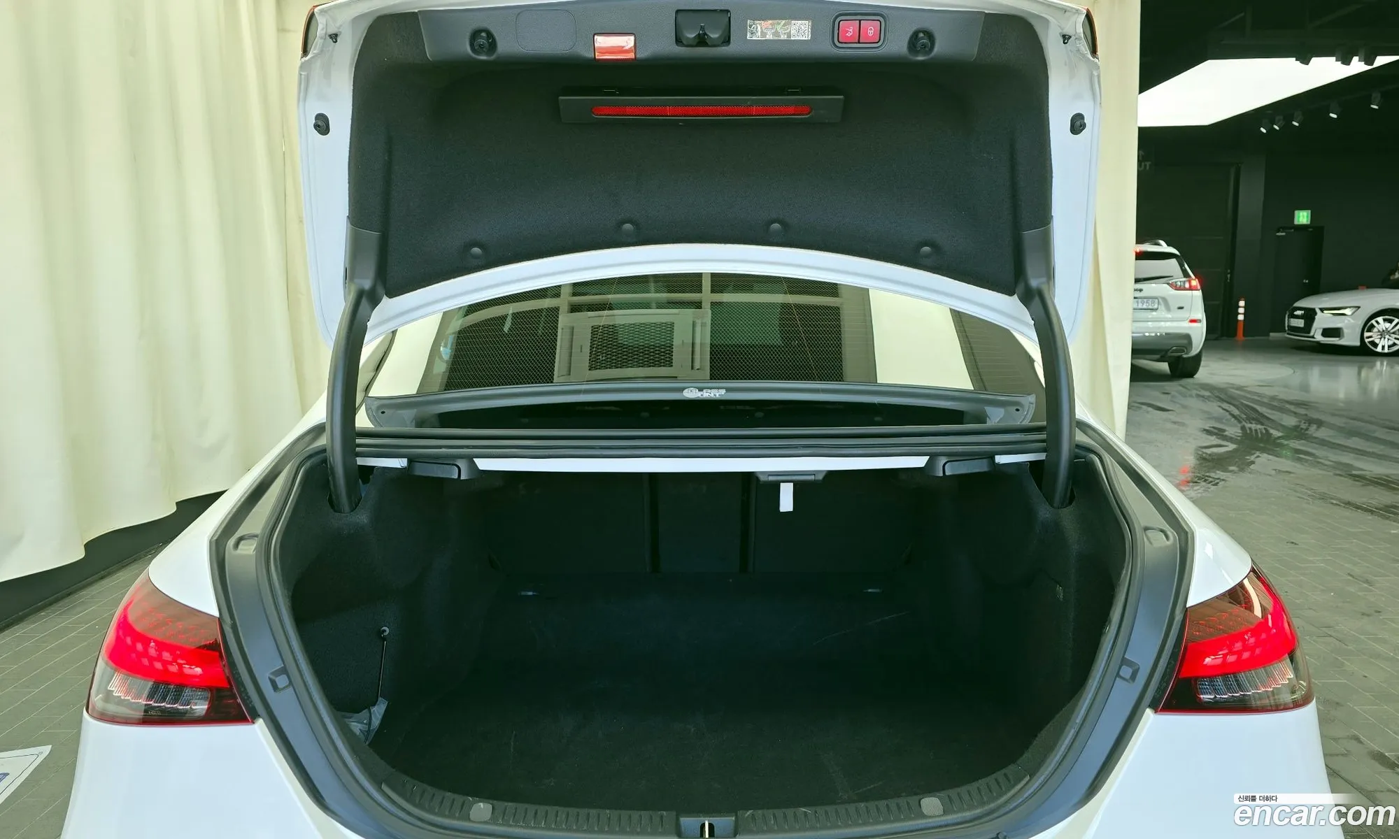 E-Class W213E250 Exclusive - фотография 5054872