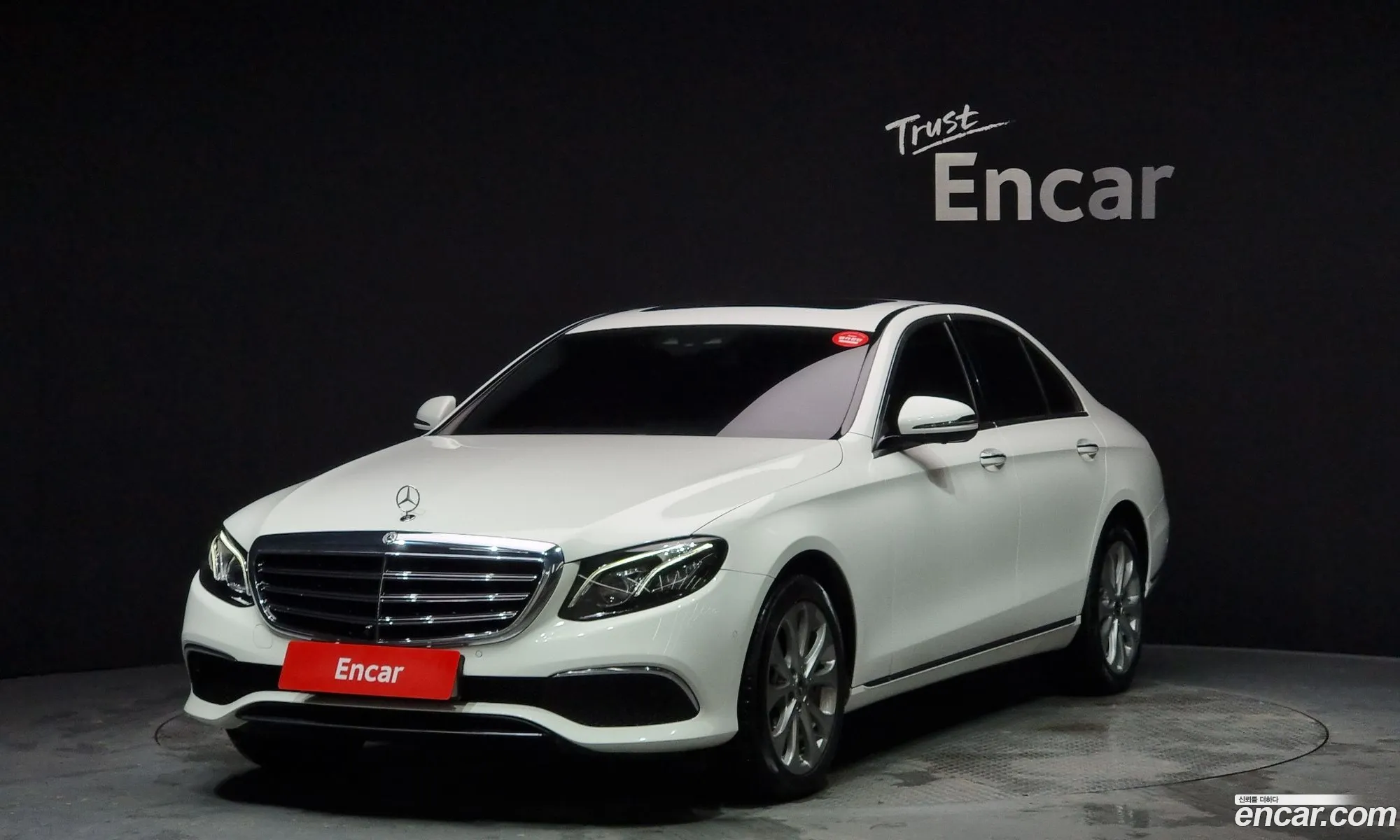 E-Class W213 E300 4Matic Exclusive - фотография 11284491