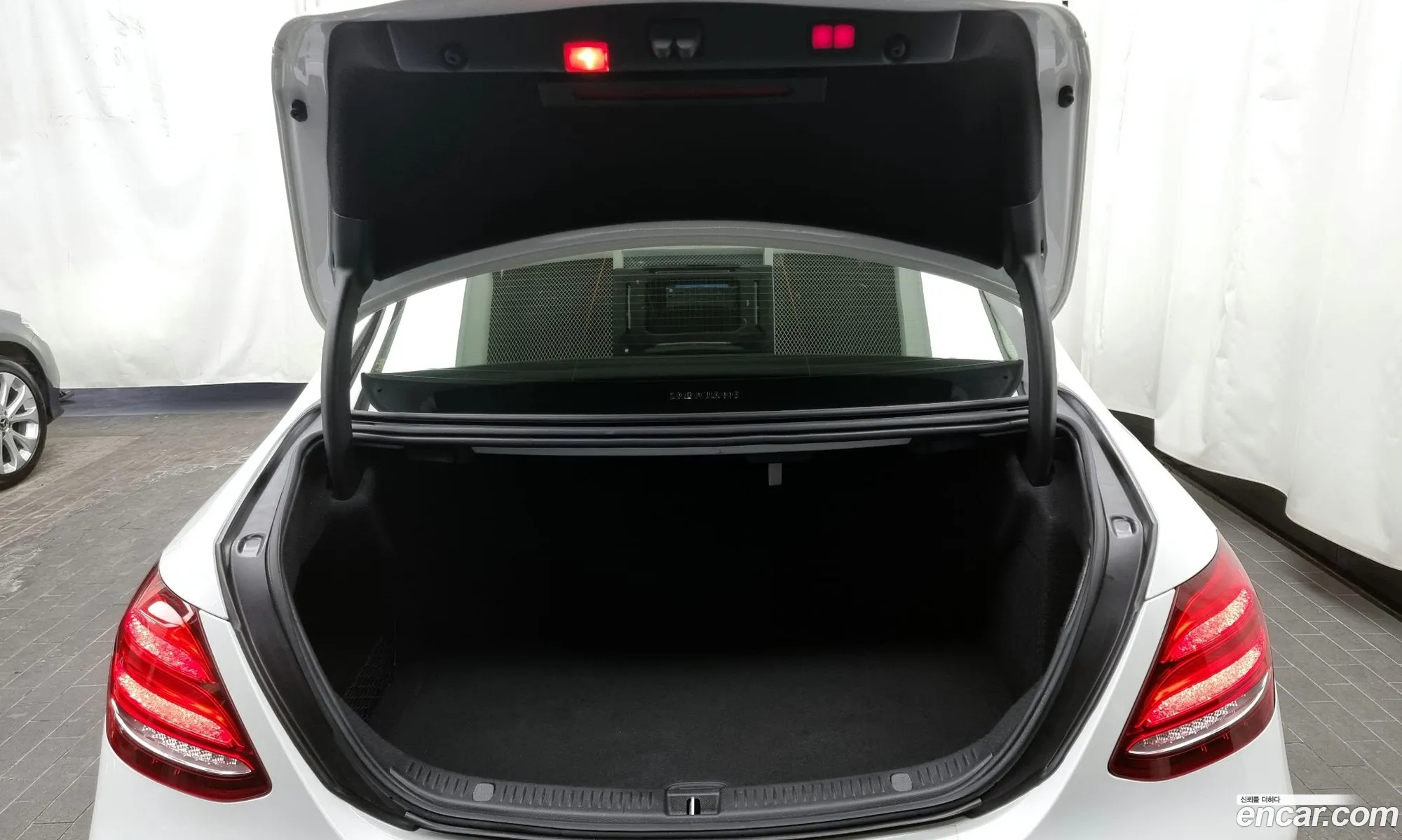 E-Class W213E300 Exclusive - фотография 5047467