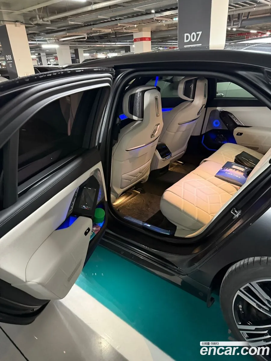 I7 G70 xDrive 60 Freeze Seoul Edition - фотография 248352