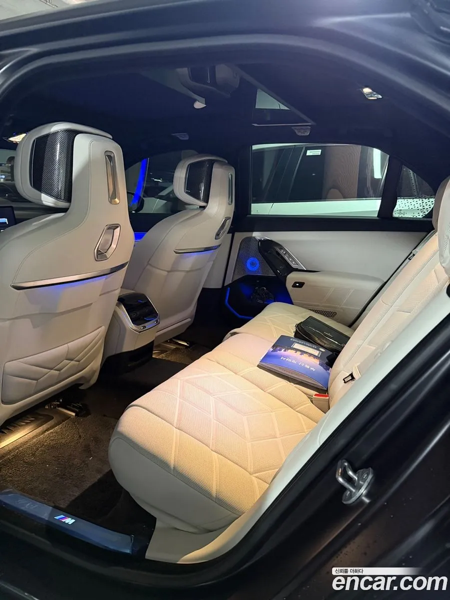 I7 G70 xDrive 60 Freeze Seoul Edition - фотография 248351