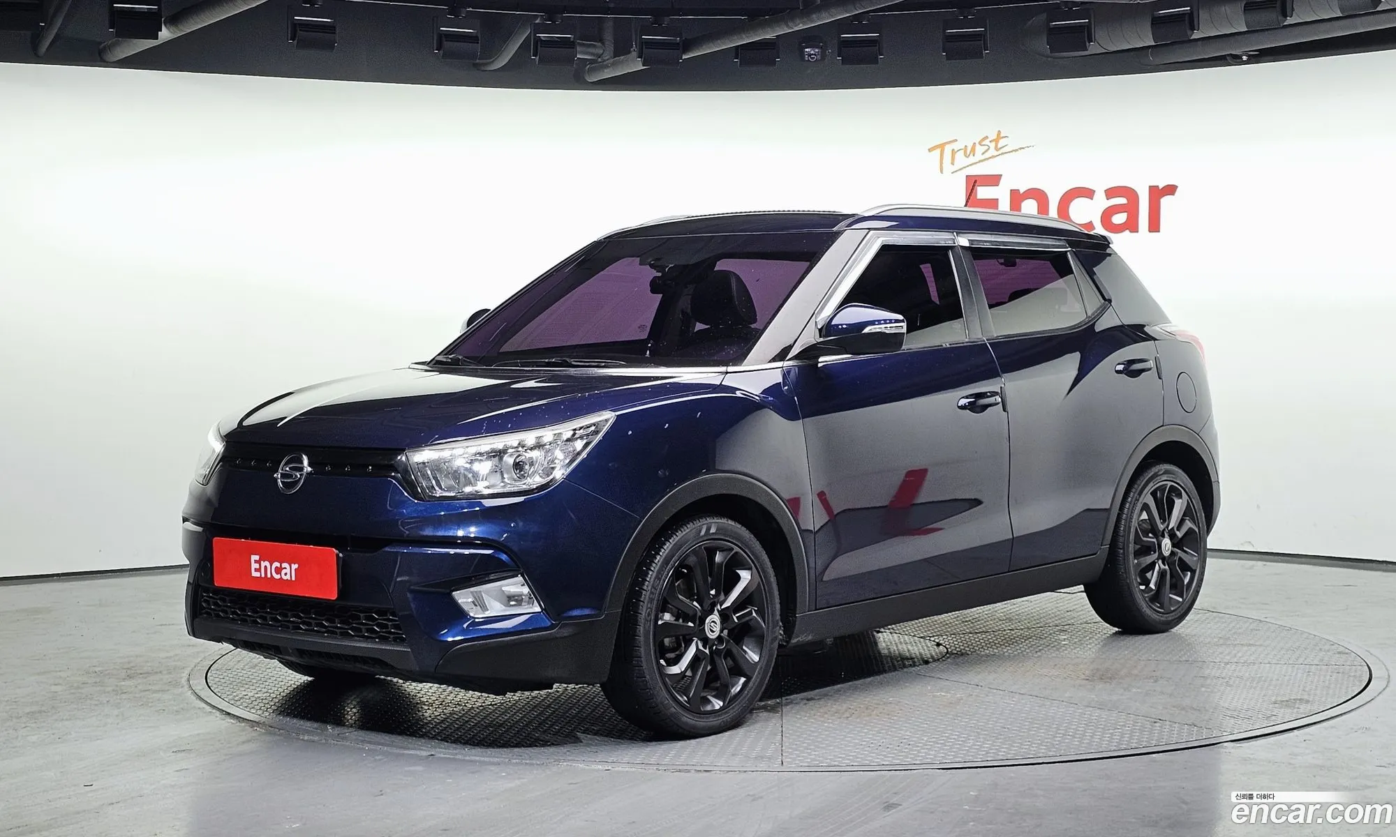 Tivoli Diesel Lx 2Wd - фотография 2389092