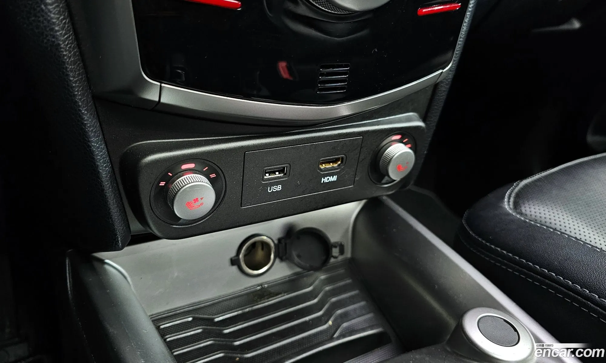 Tivoli Diesel Lx 2Wd - фотография 2389096
