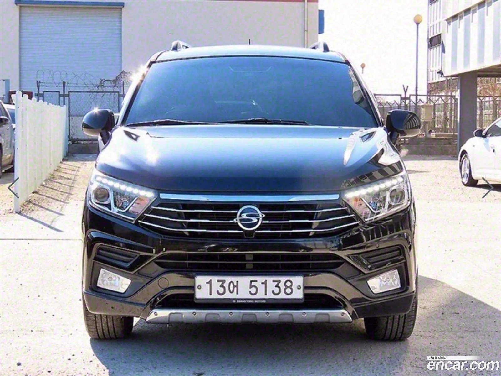 Korando Turismo 4Wd Tx 9 -Seater - фотография 19921113