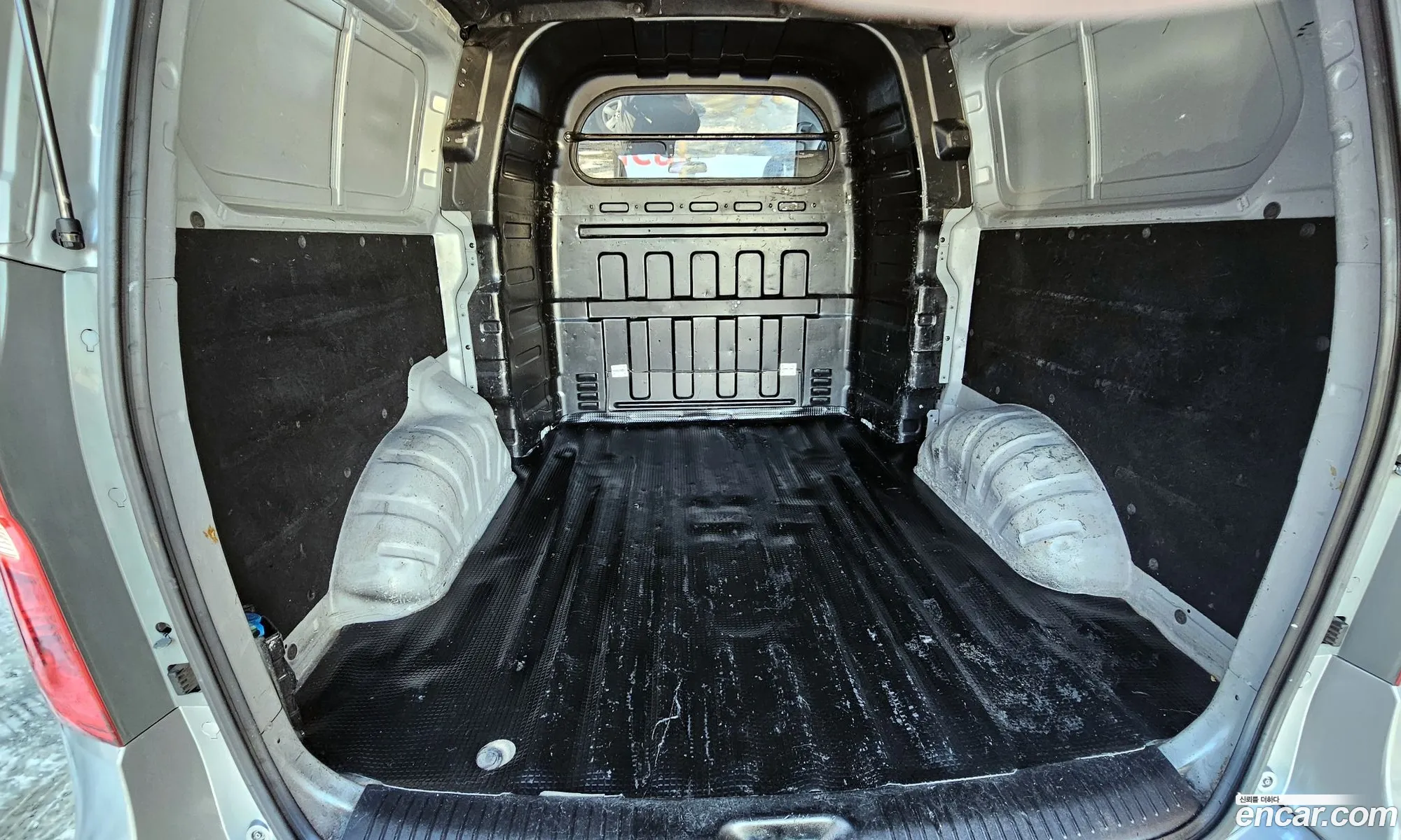 Grand Starex 5 -Seater Van Smart - фотография 5041738