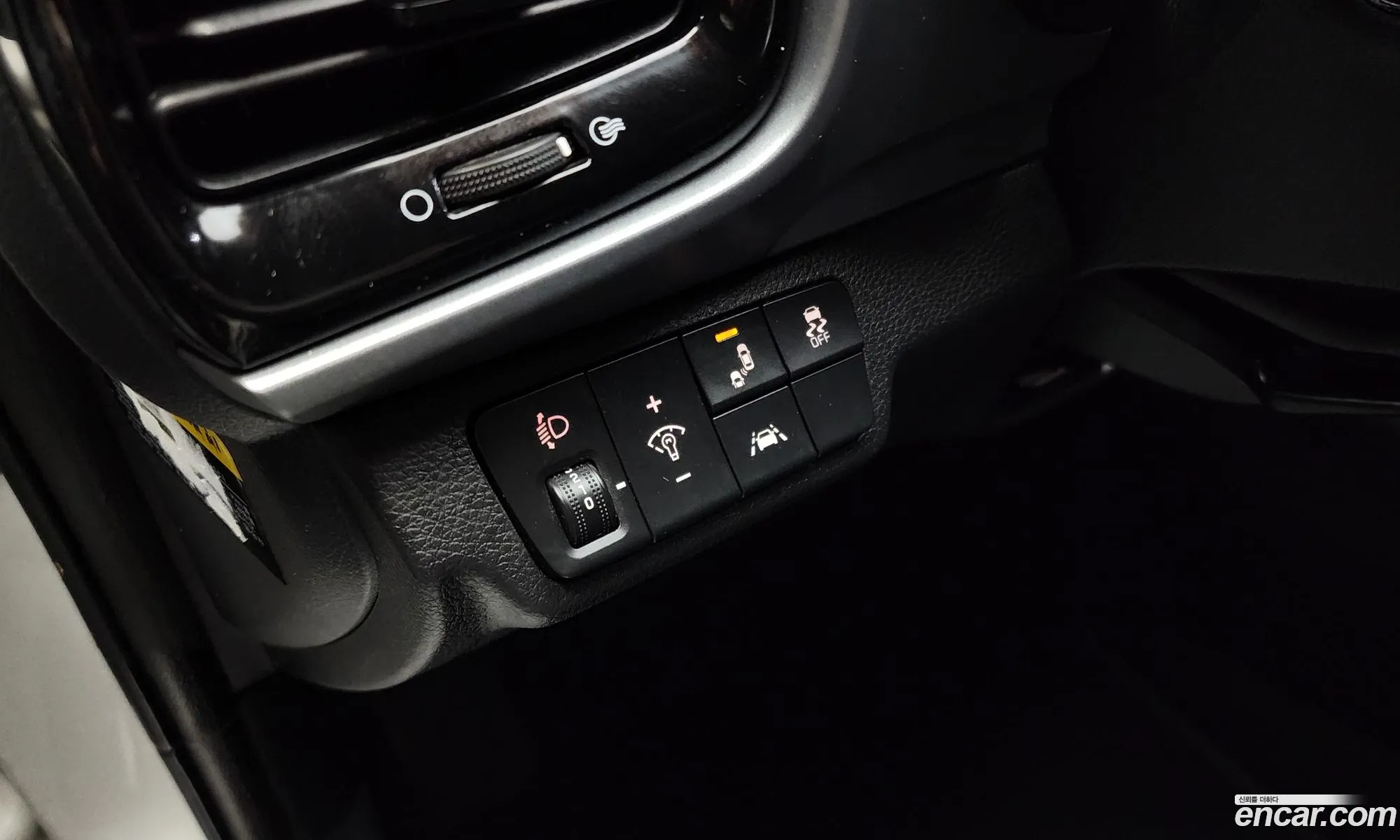 Kia Stonic 14 2018 - фотография 19234626